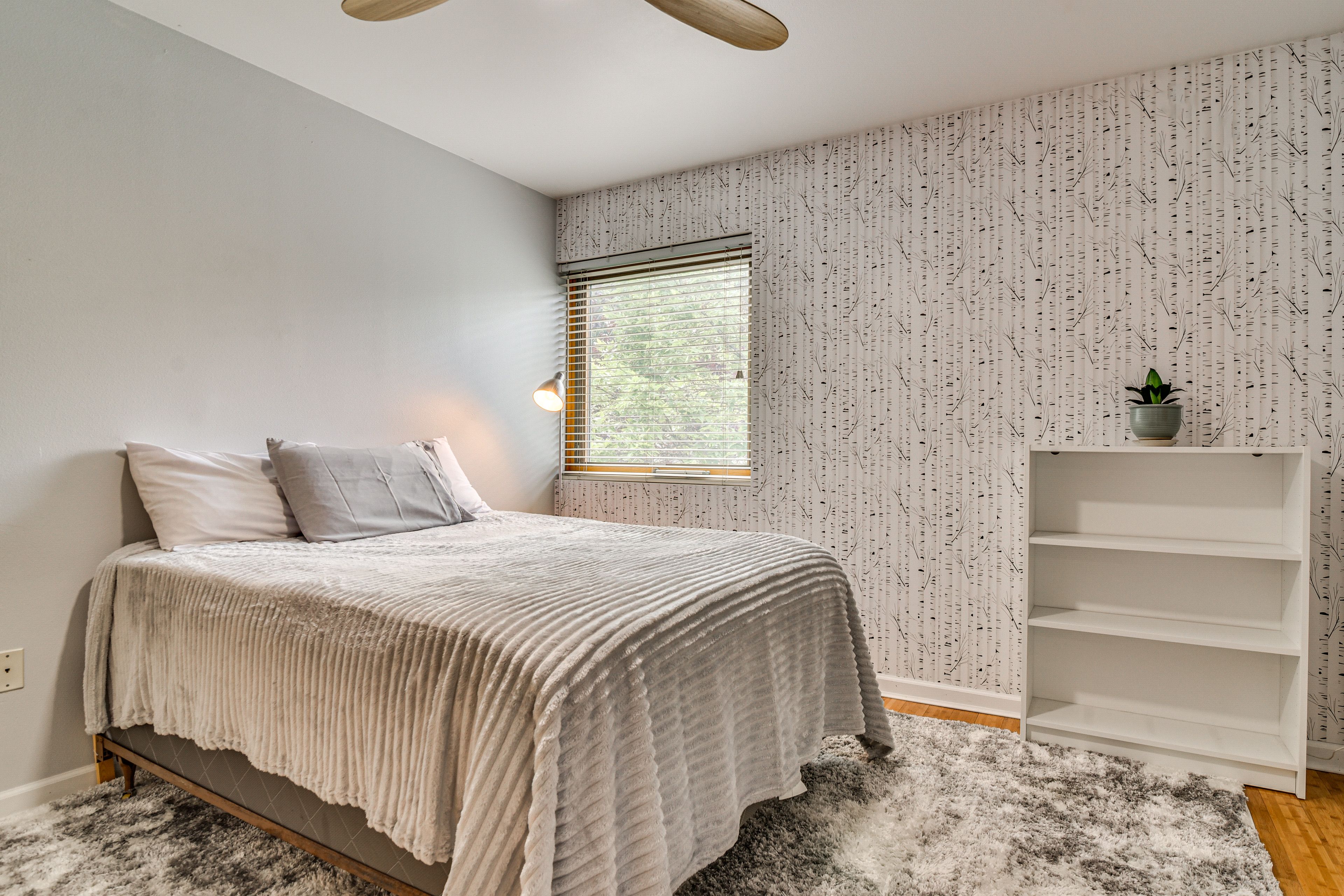 Bedroom 2 | Queen Bed | 3rd Floor