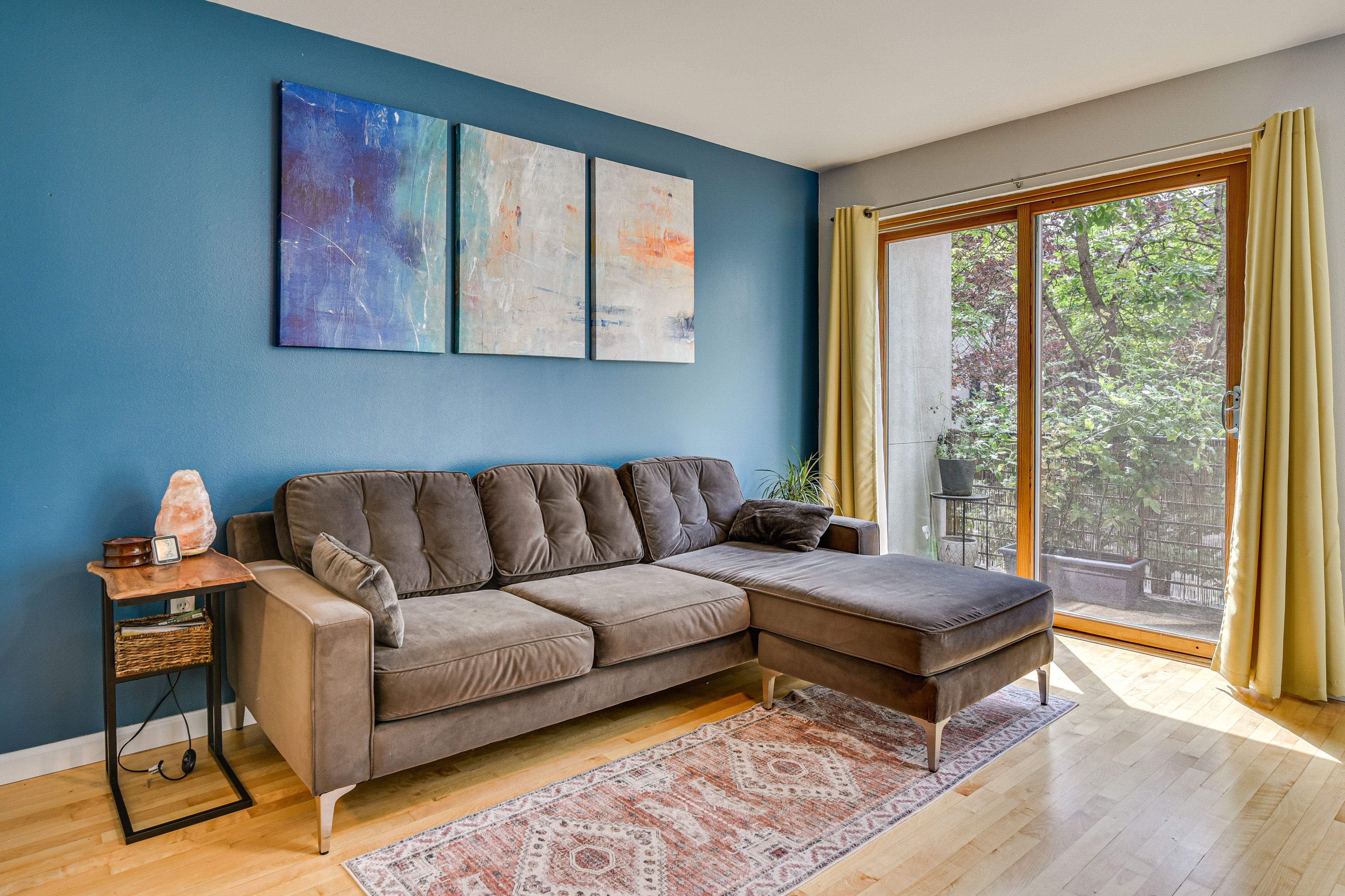 Living Room | 2nd Floor
