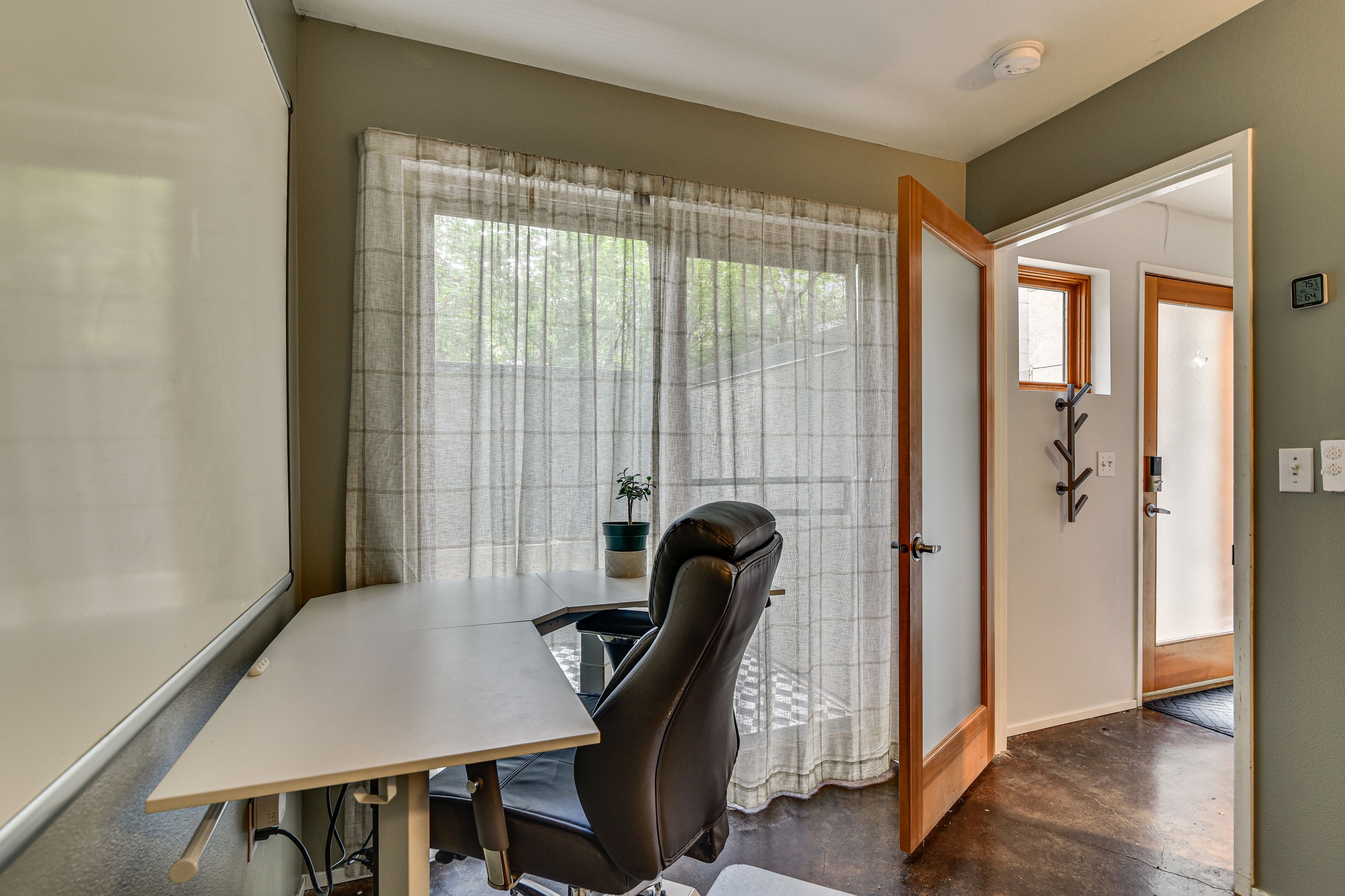 Office | 1st Floor