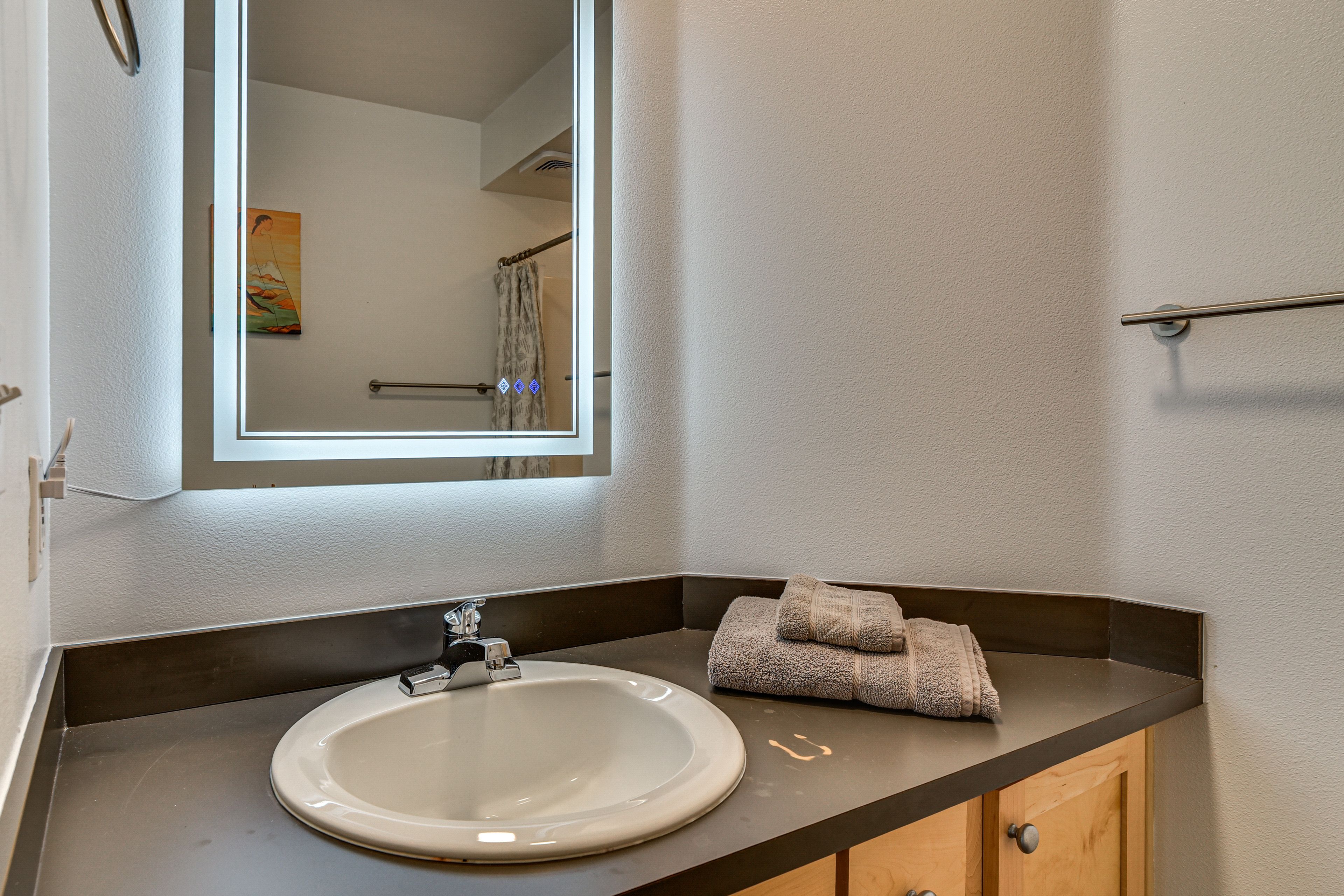 Full Bathroom w/ Shower Stall | 1st Floor