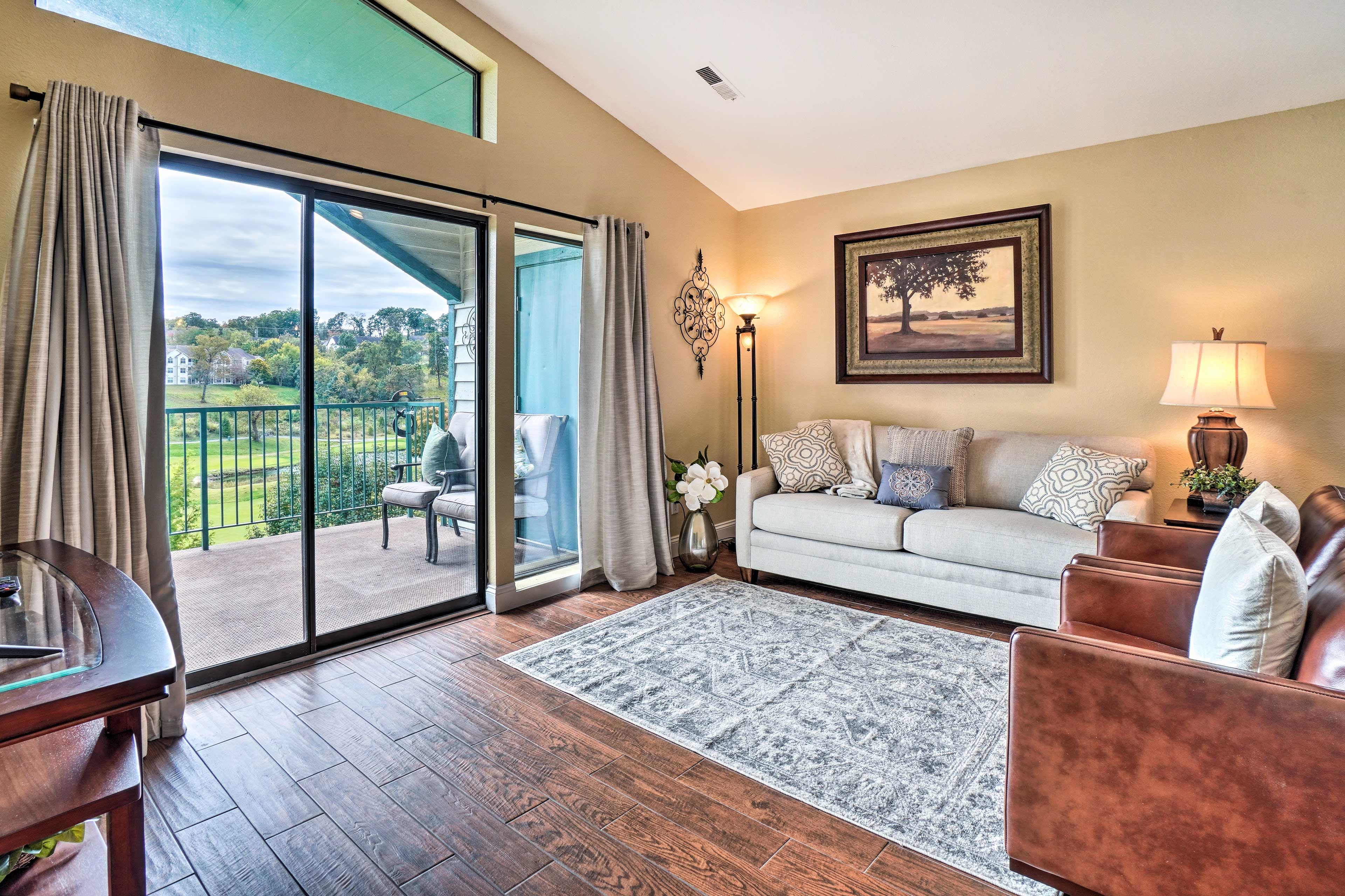 Living Area | Sleeper Sofa | Unit 6
