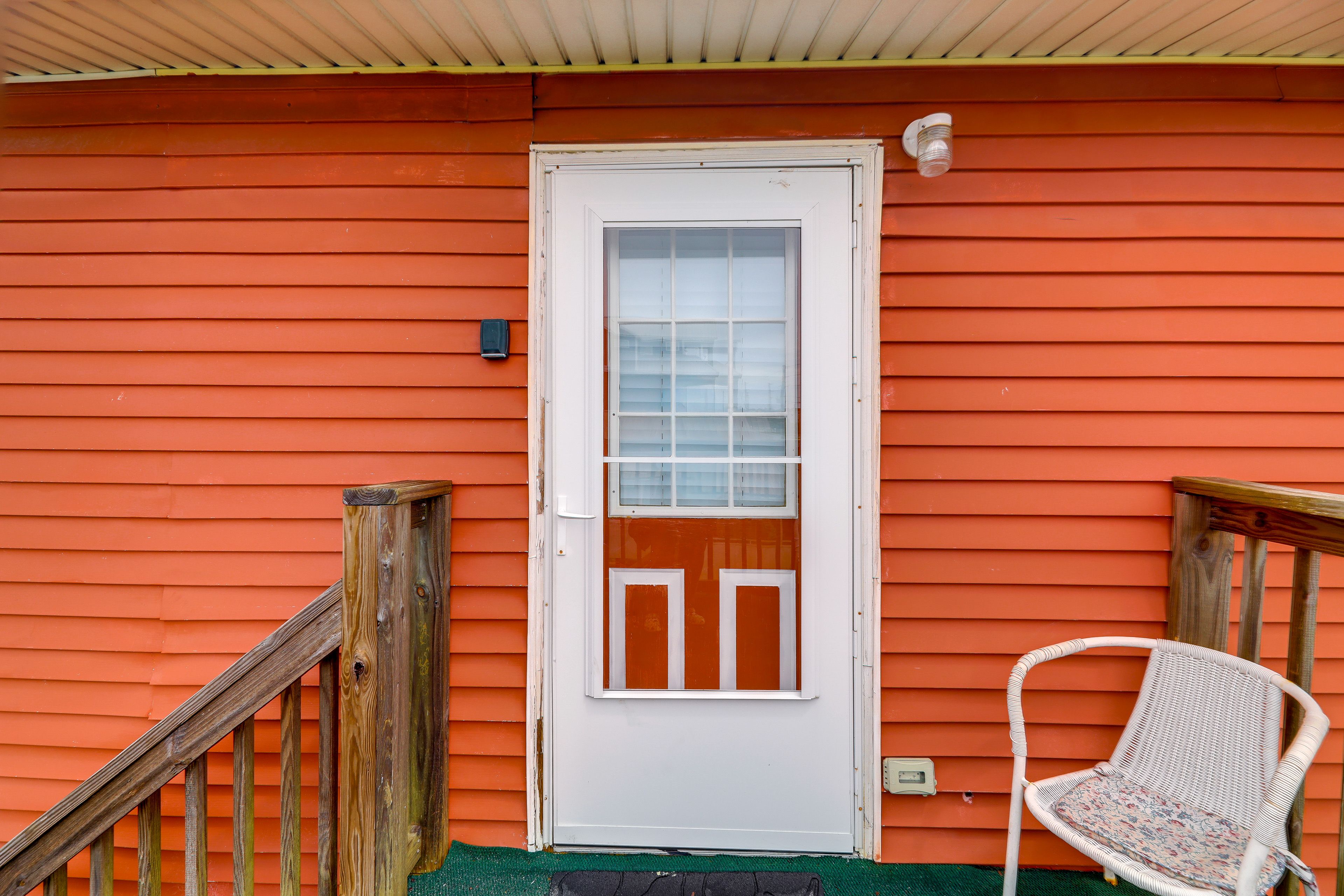 Private Entrance