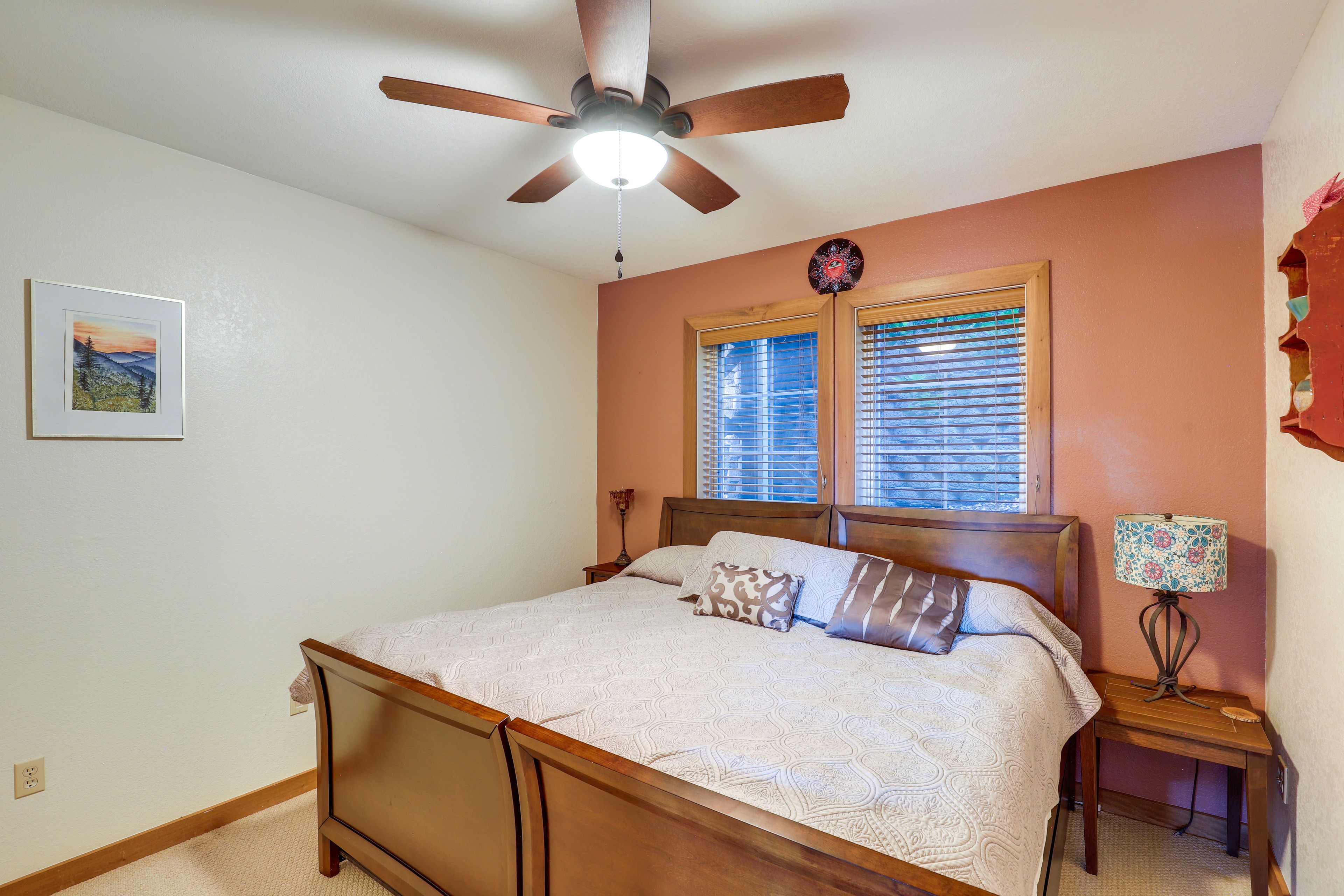 Bedroom 1 | King Bed