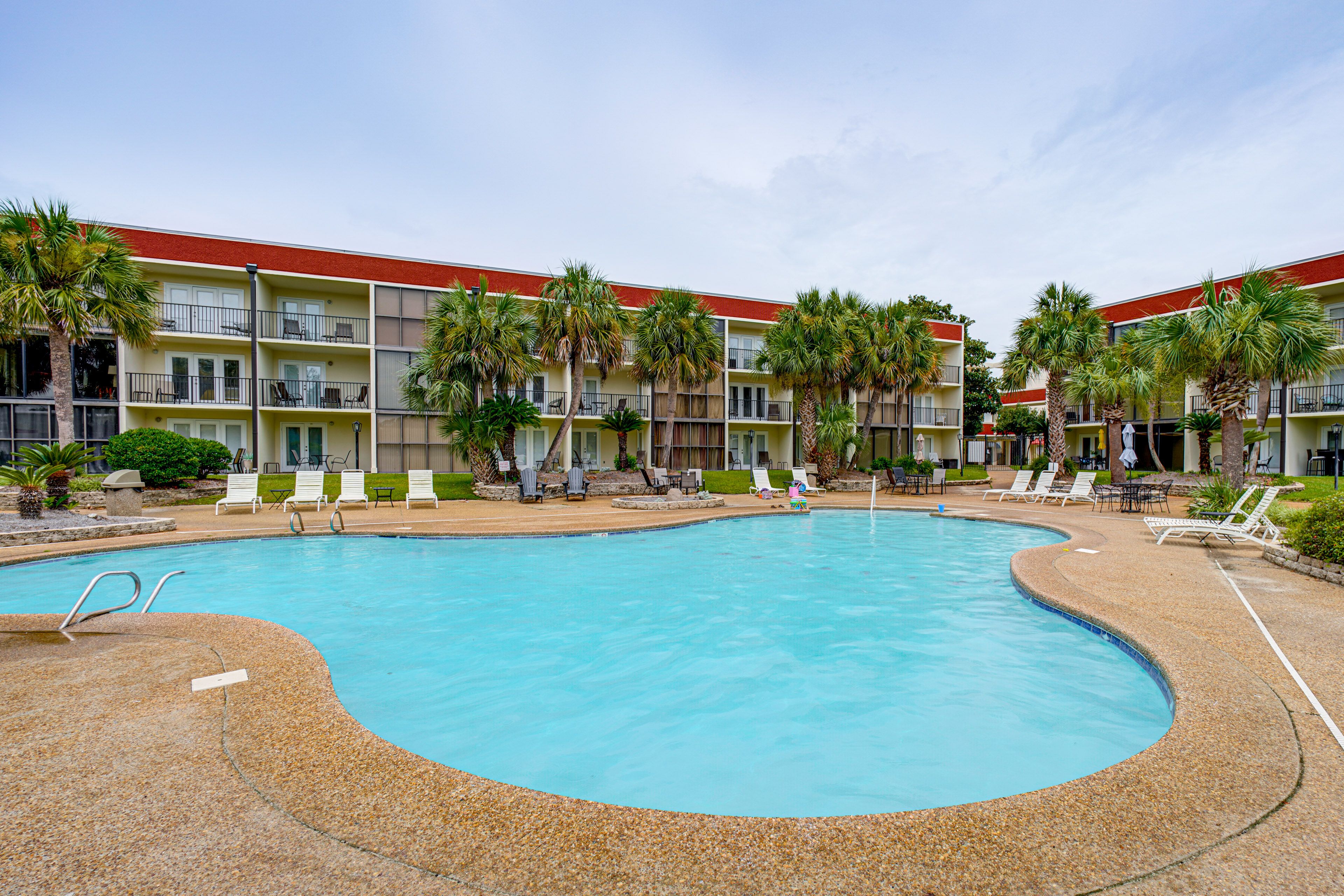 The Villas at Ocean Club | Community Pool