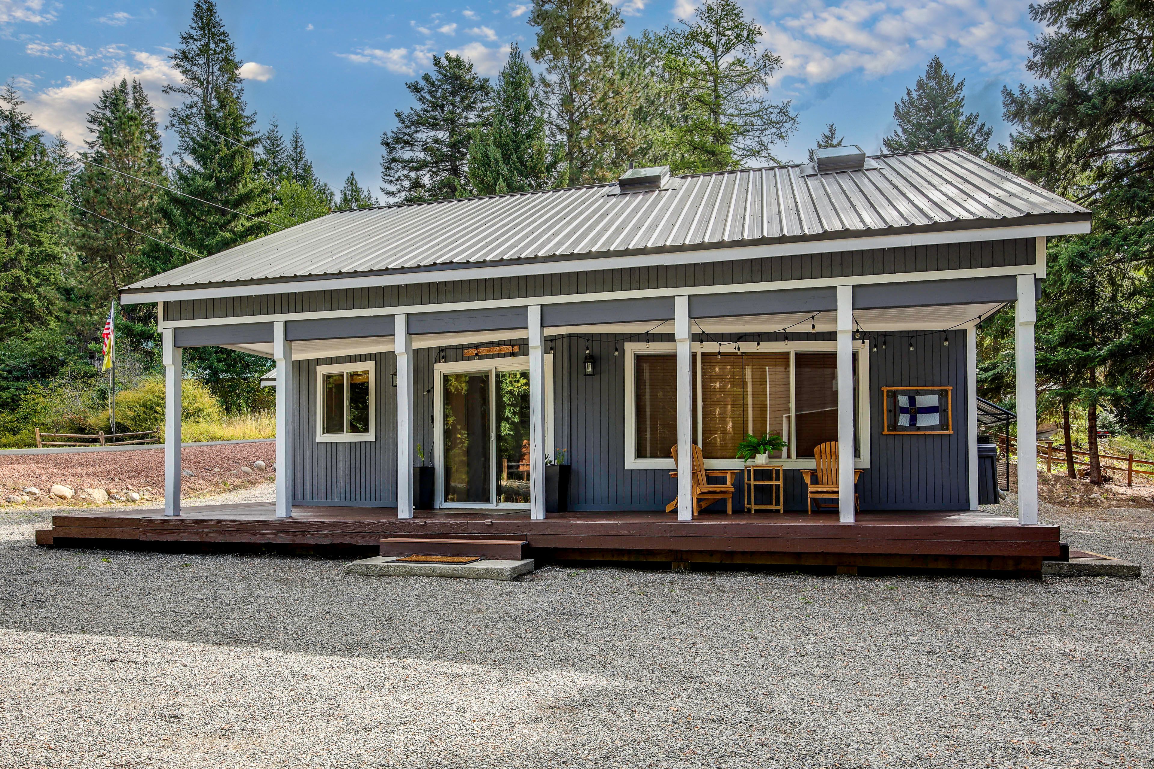 Ronald Vacation Rental | 2BR | 1BA | 2,084 Sq Ft