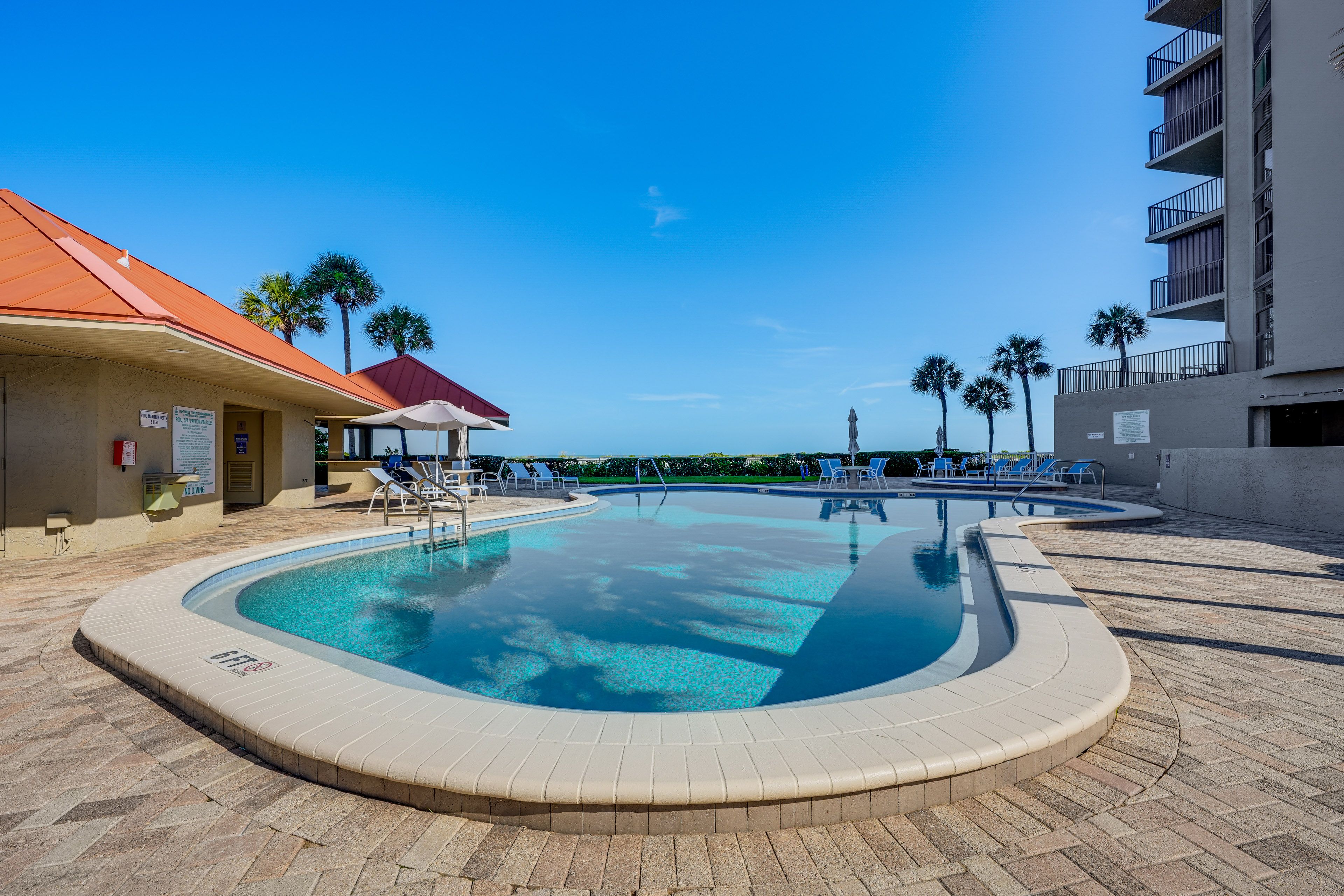 Lighthouse Towers | Community Pool