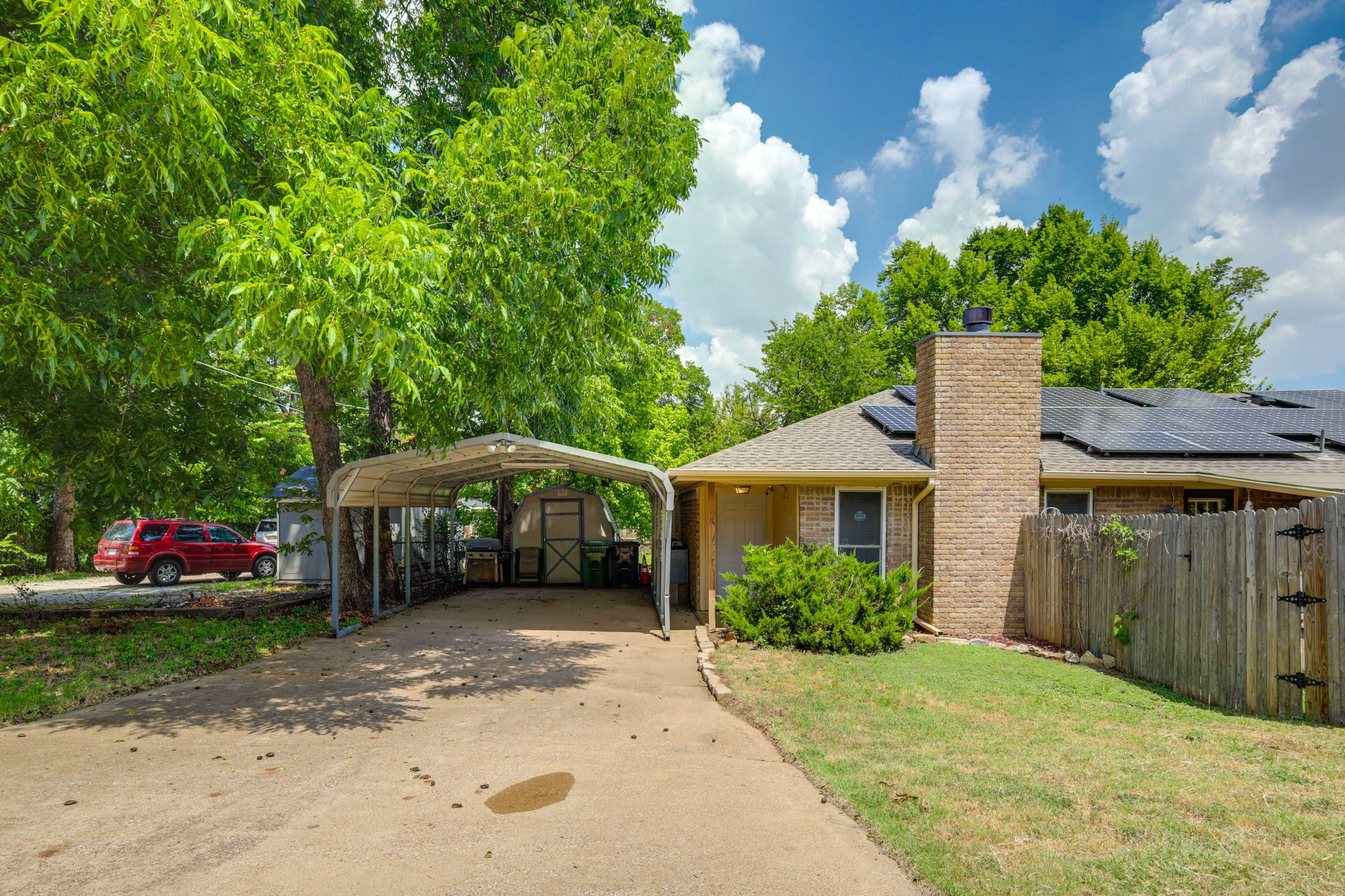 Unit B Exterior