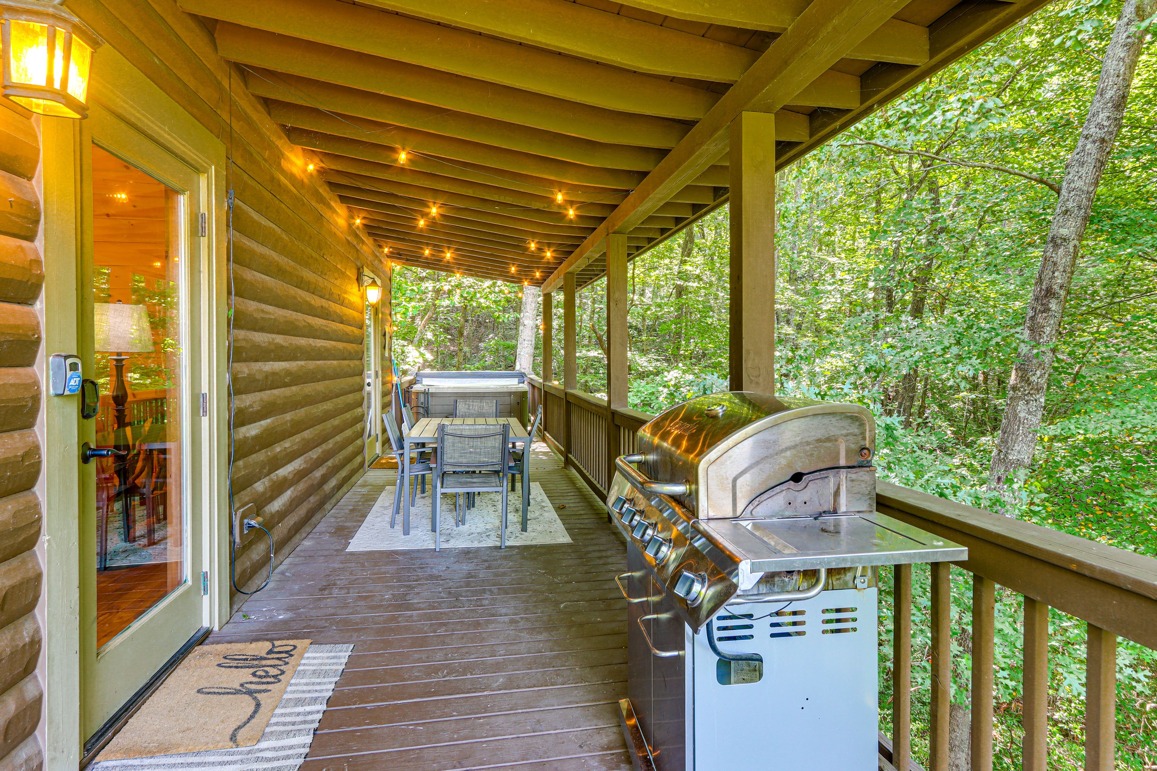 Upper Deck | Access via Living Room