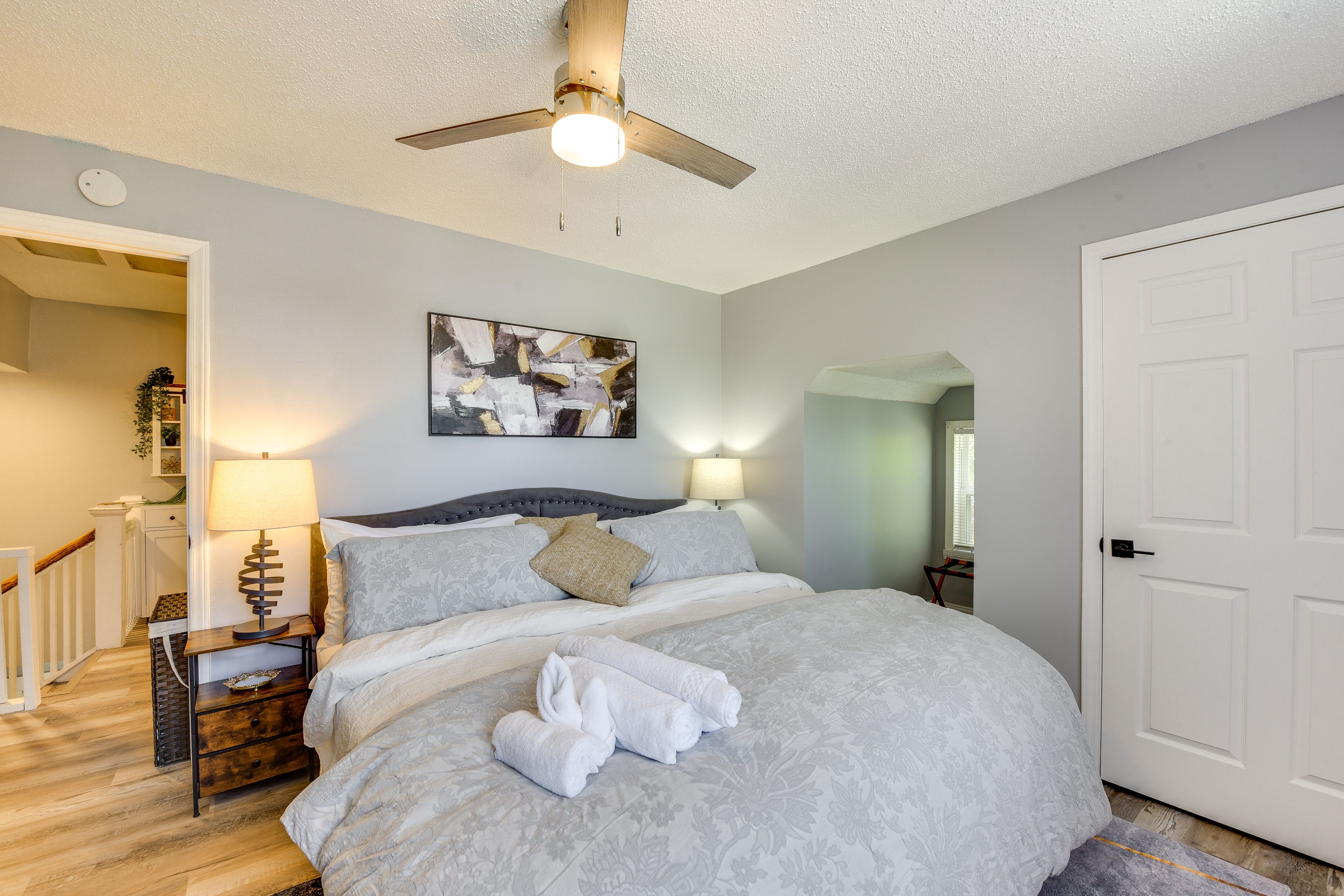 Bedroom 2 | King Bed | 2nd Floor