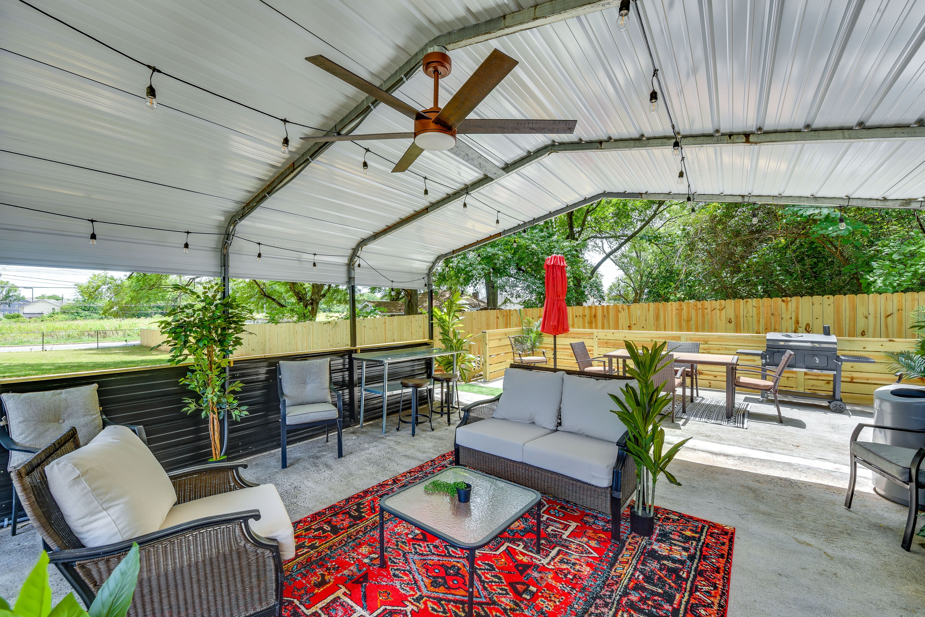 Furnished Patio | Outdoor Dining | Grill