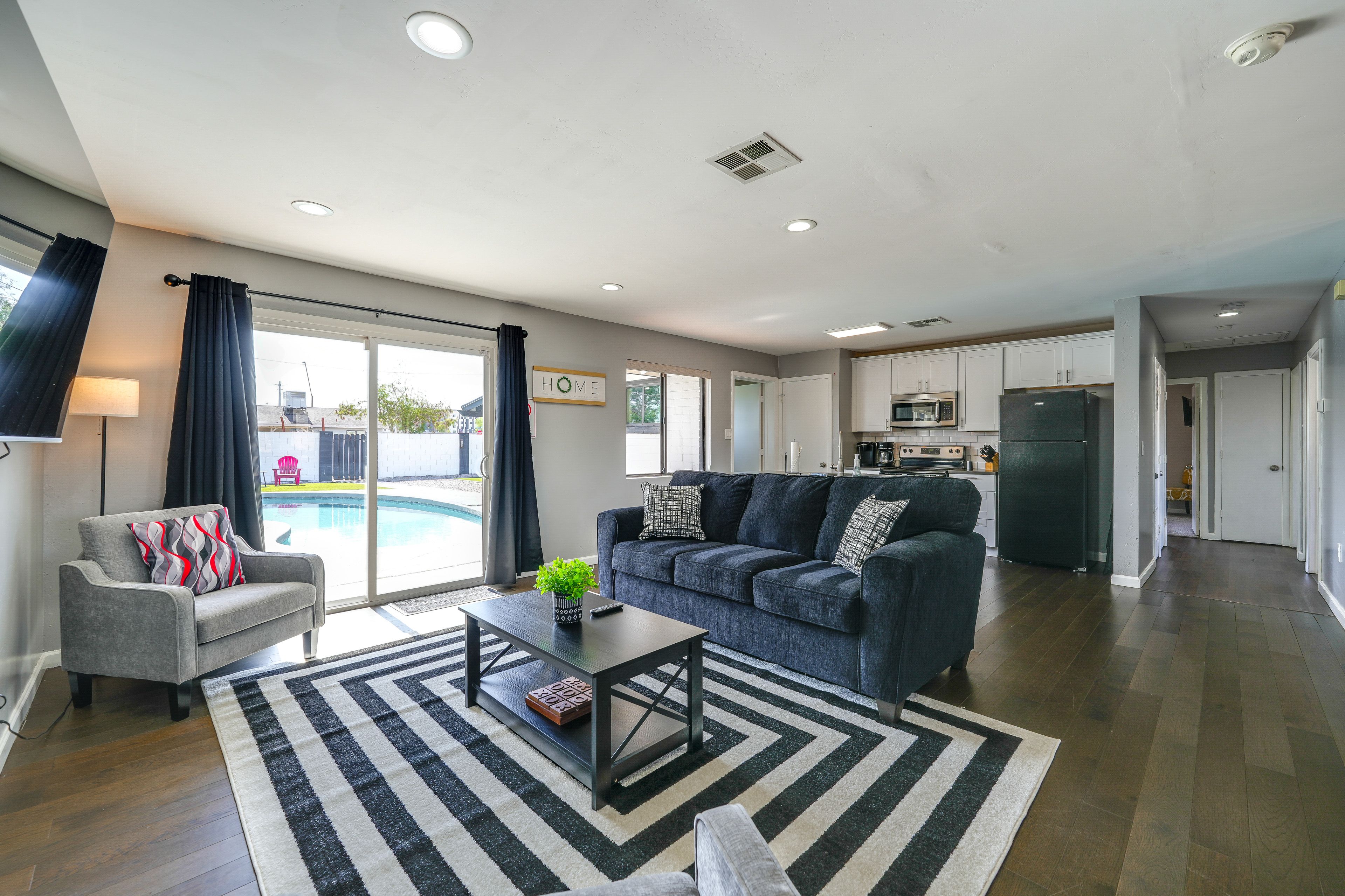 Living Room | Sleeper Sofa
