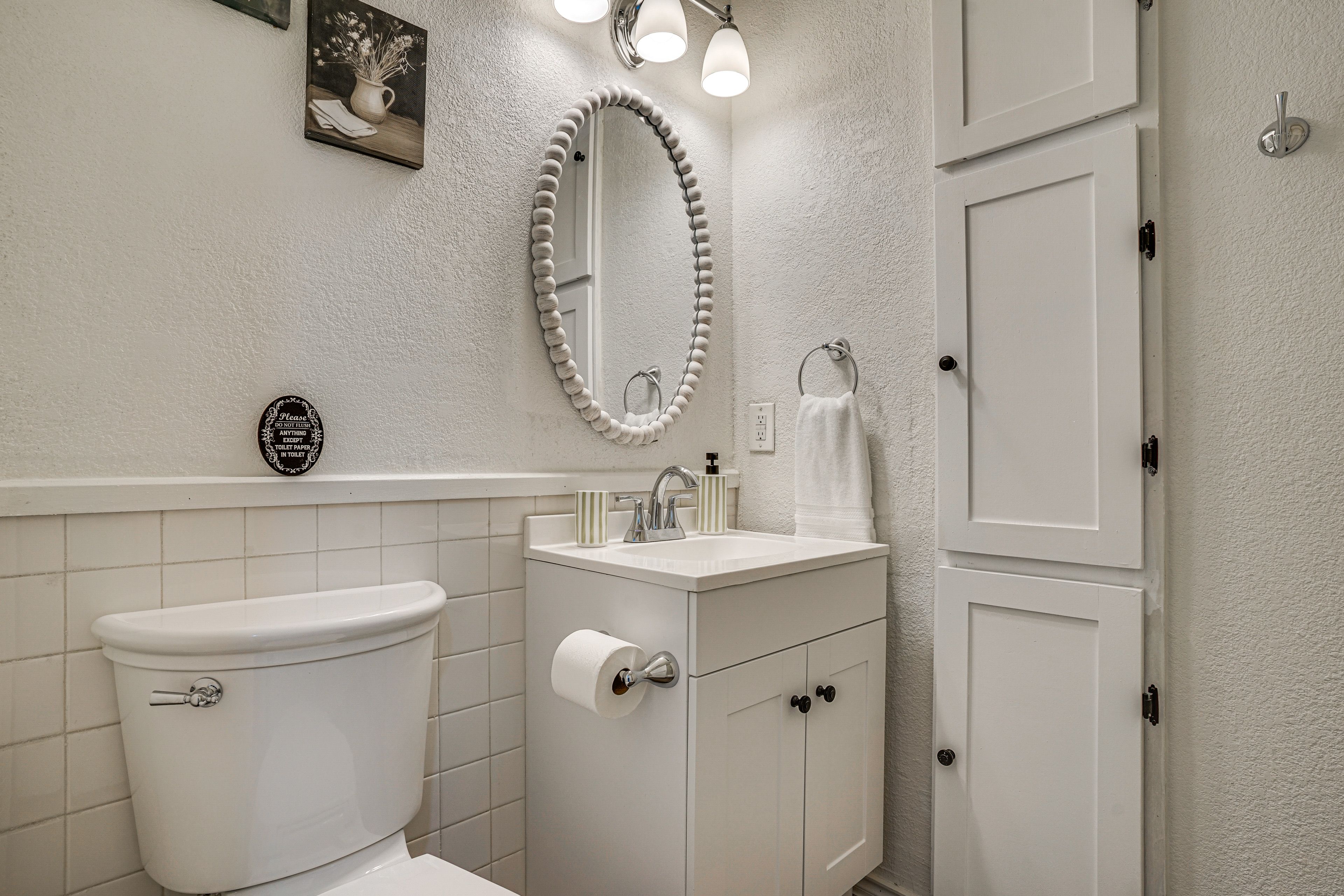 Full Bathroom