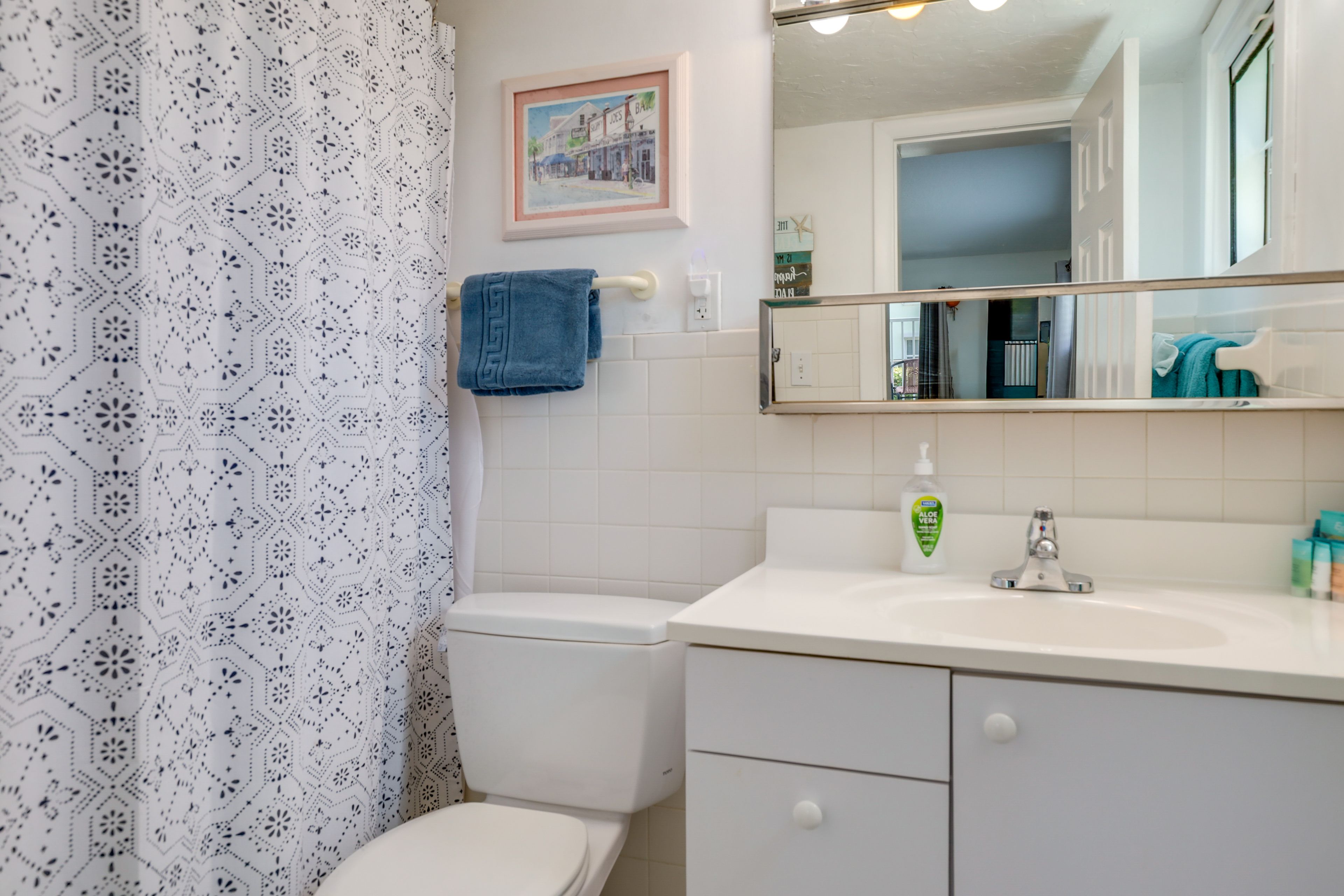 Full Bathroom