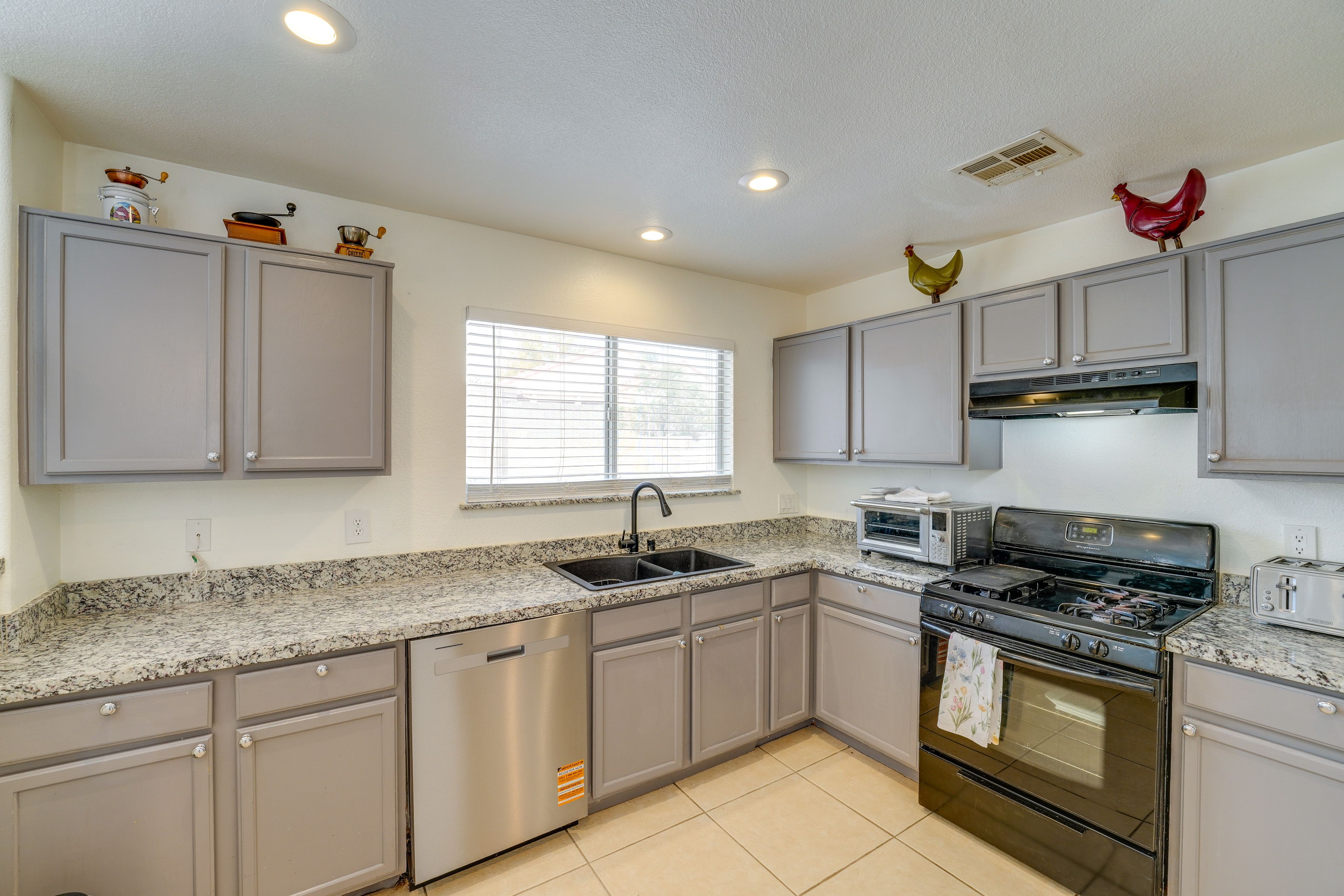 Kitchen | 1st Floor