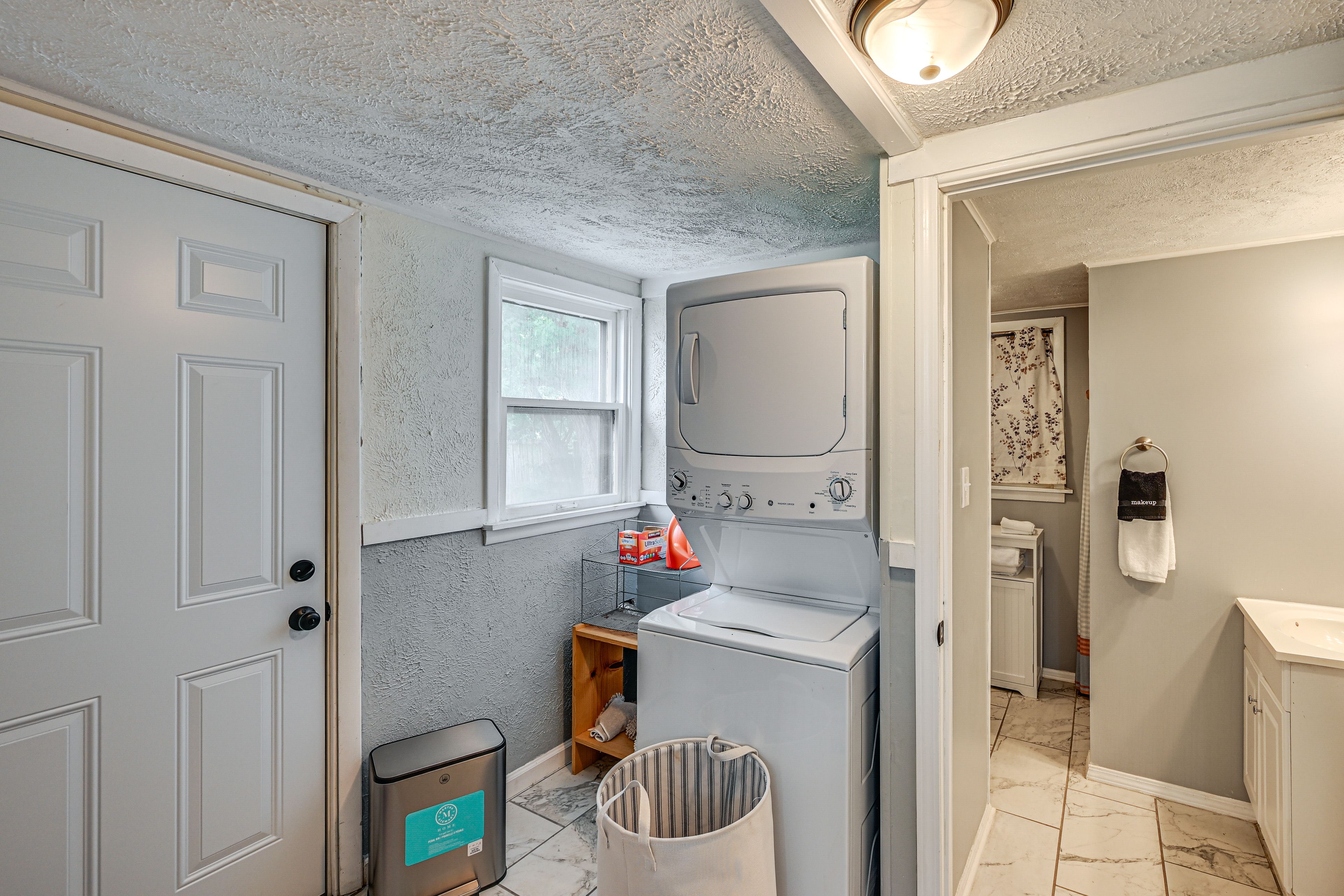 Laundry Area | Main Level