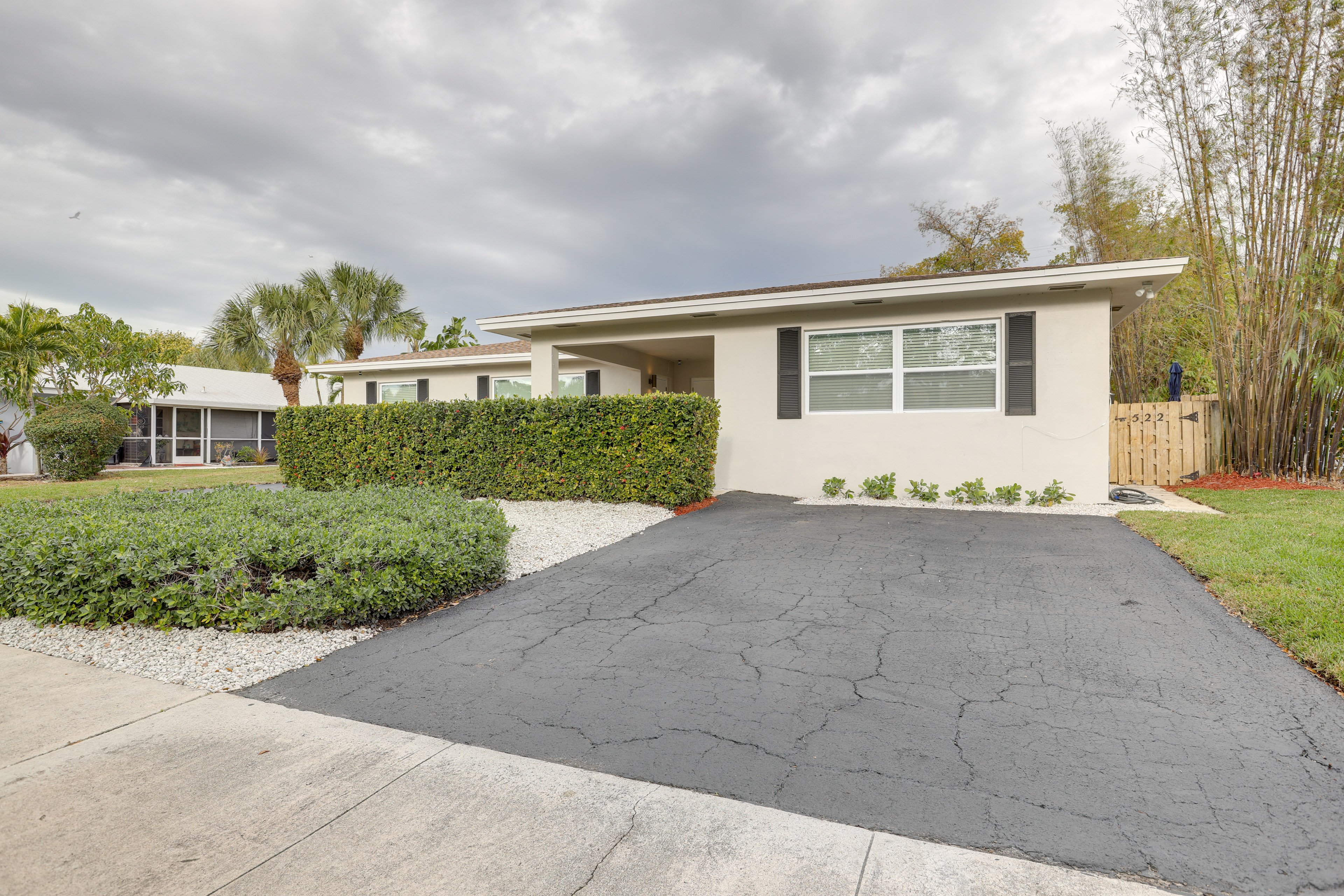 Triplex Exterior | Parking | Driveway (3 Vehicles)