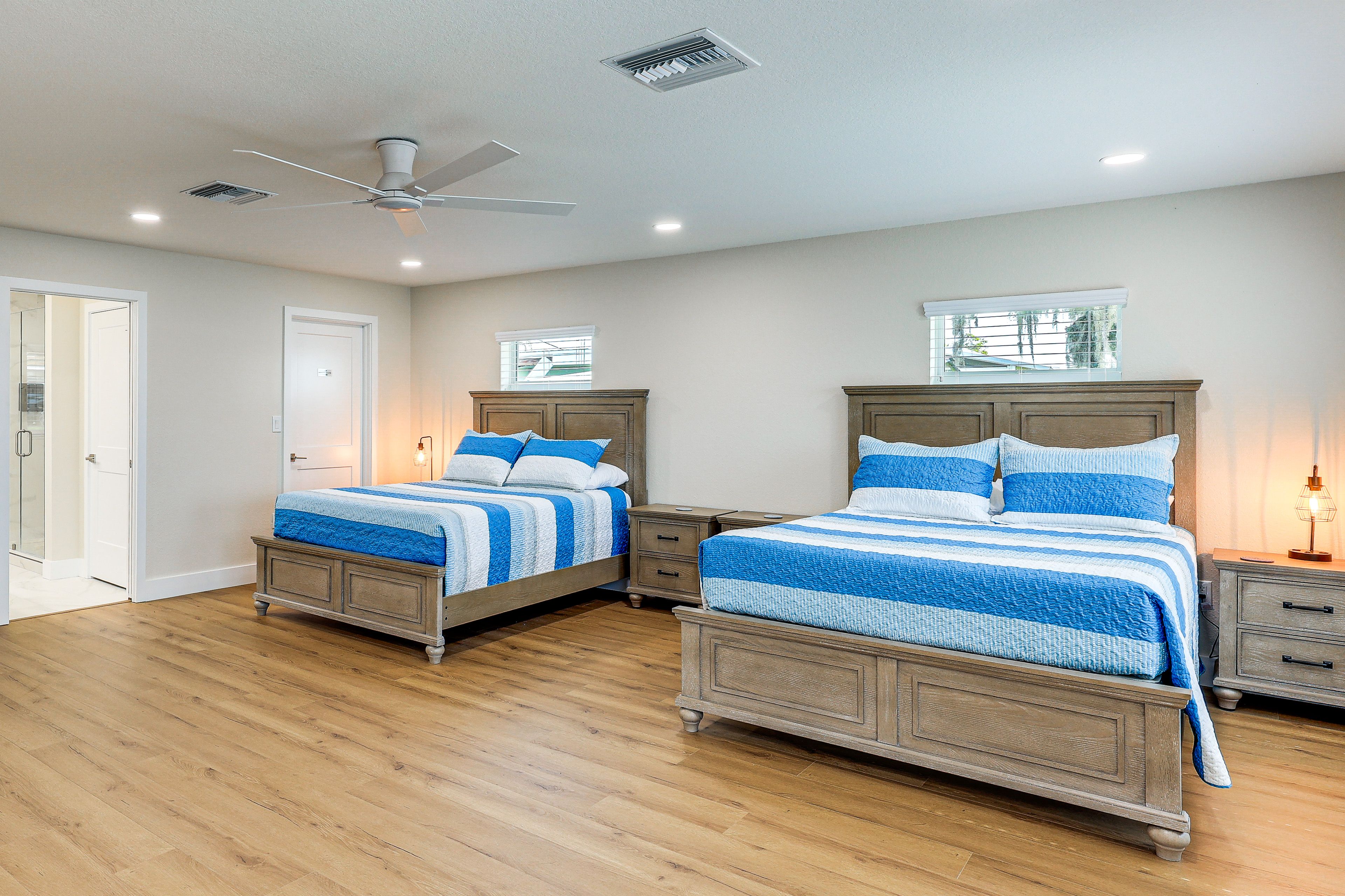 Bedroom 1 | 2 Queen Beds