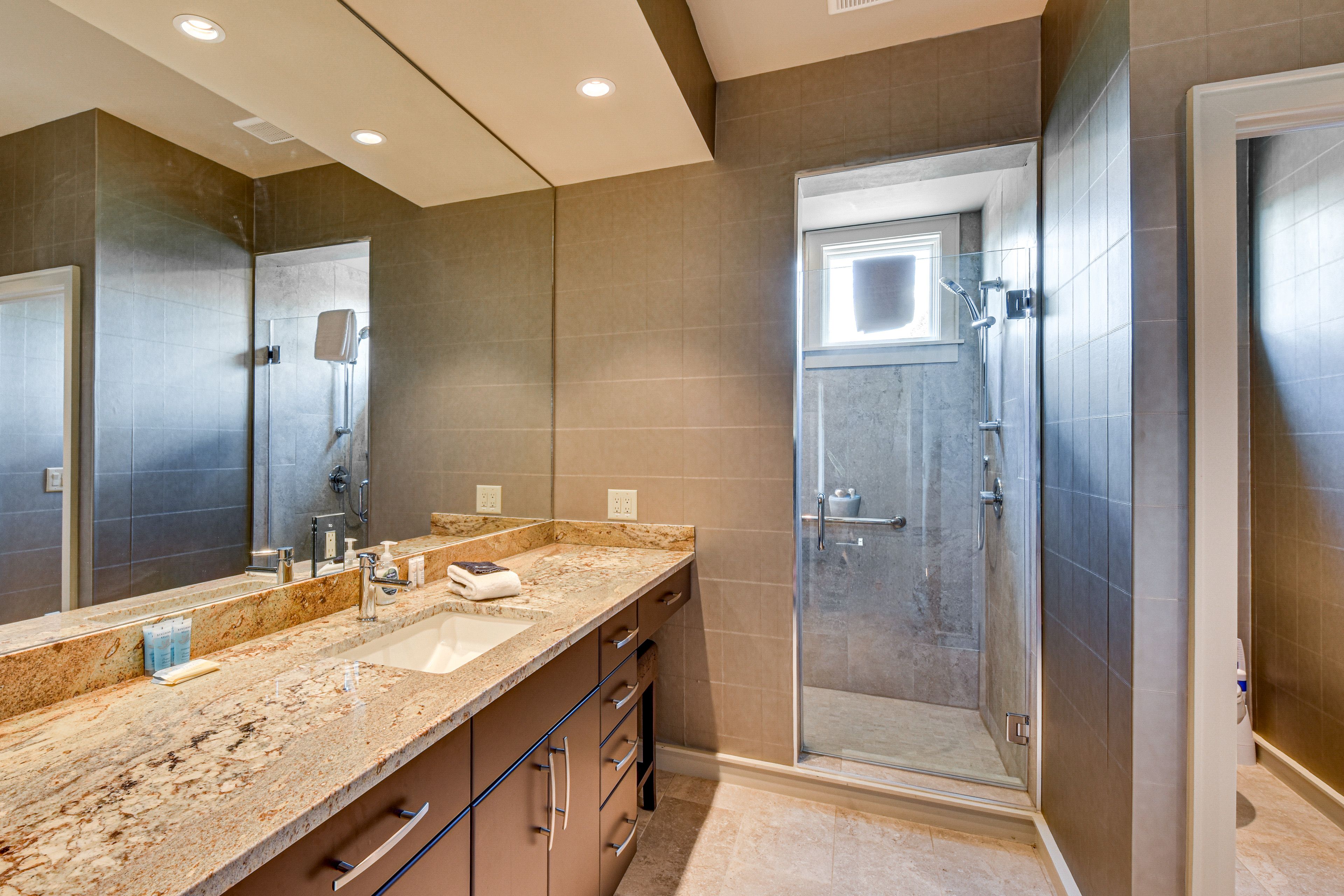 En-Suite Bathroom