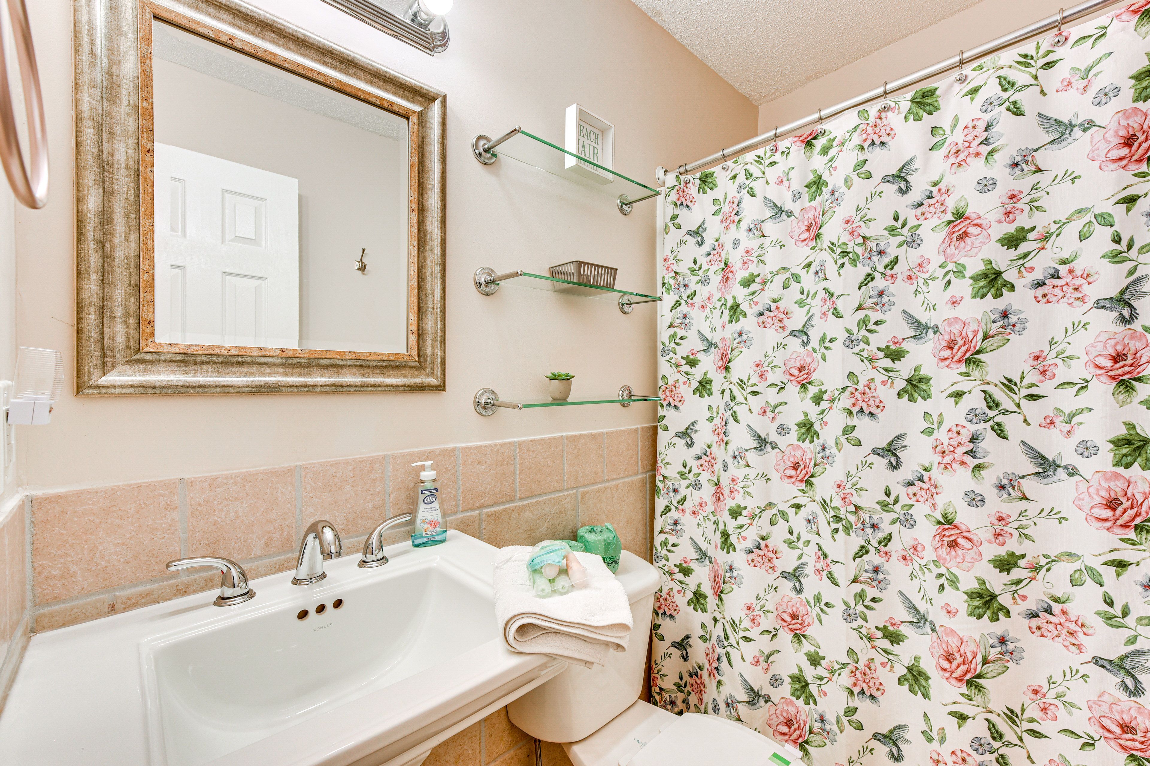 Full Bathroom