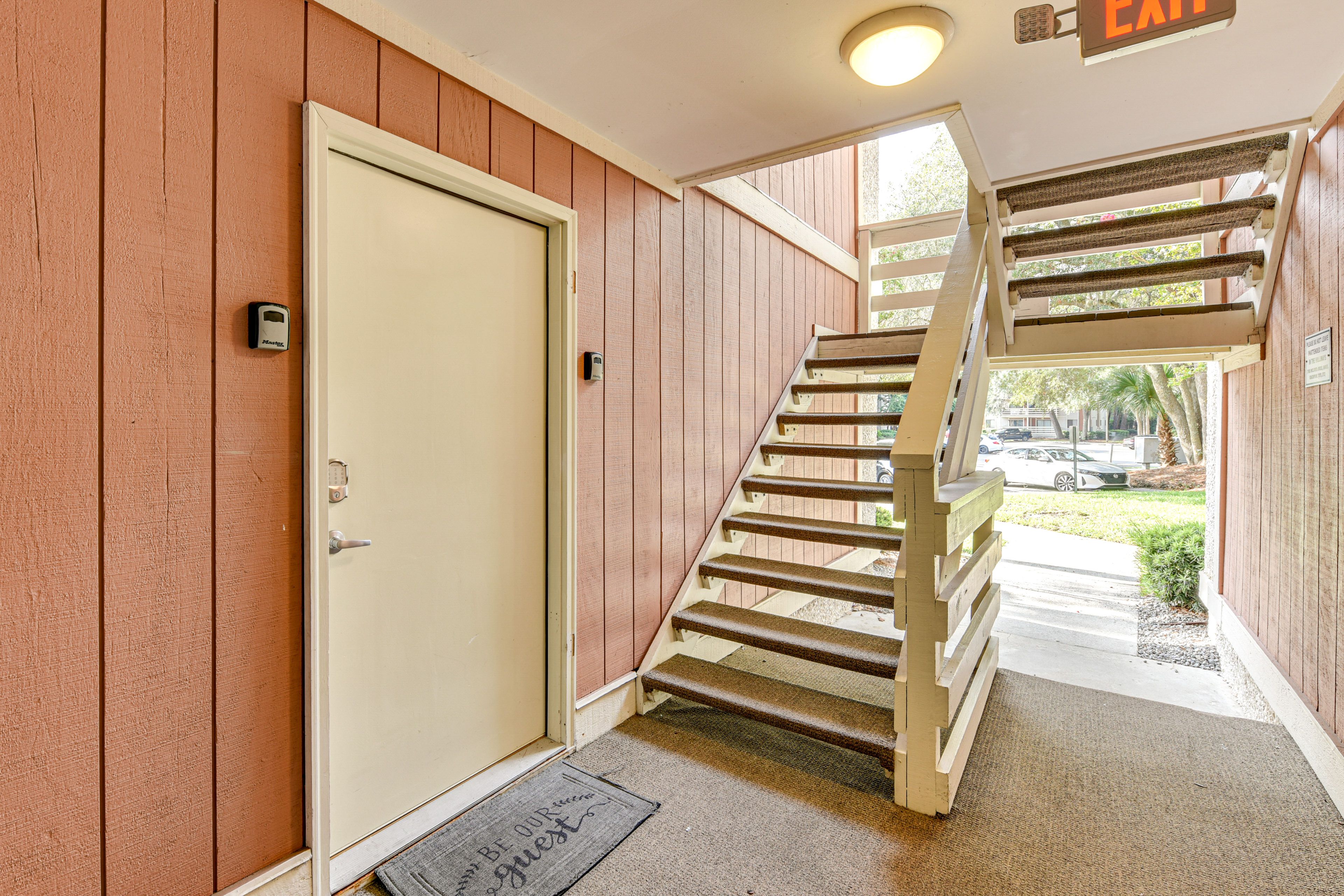 Private Entrance