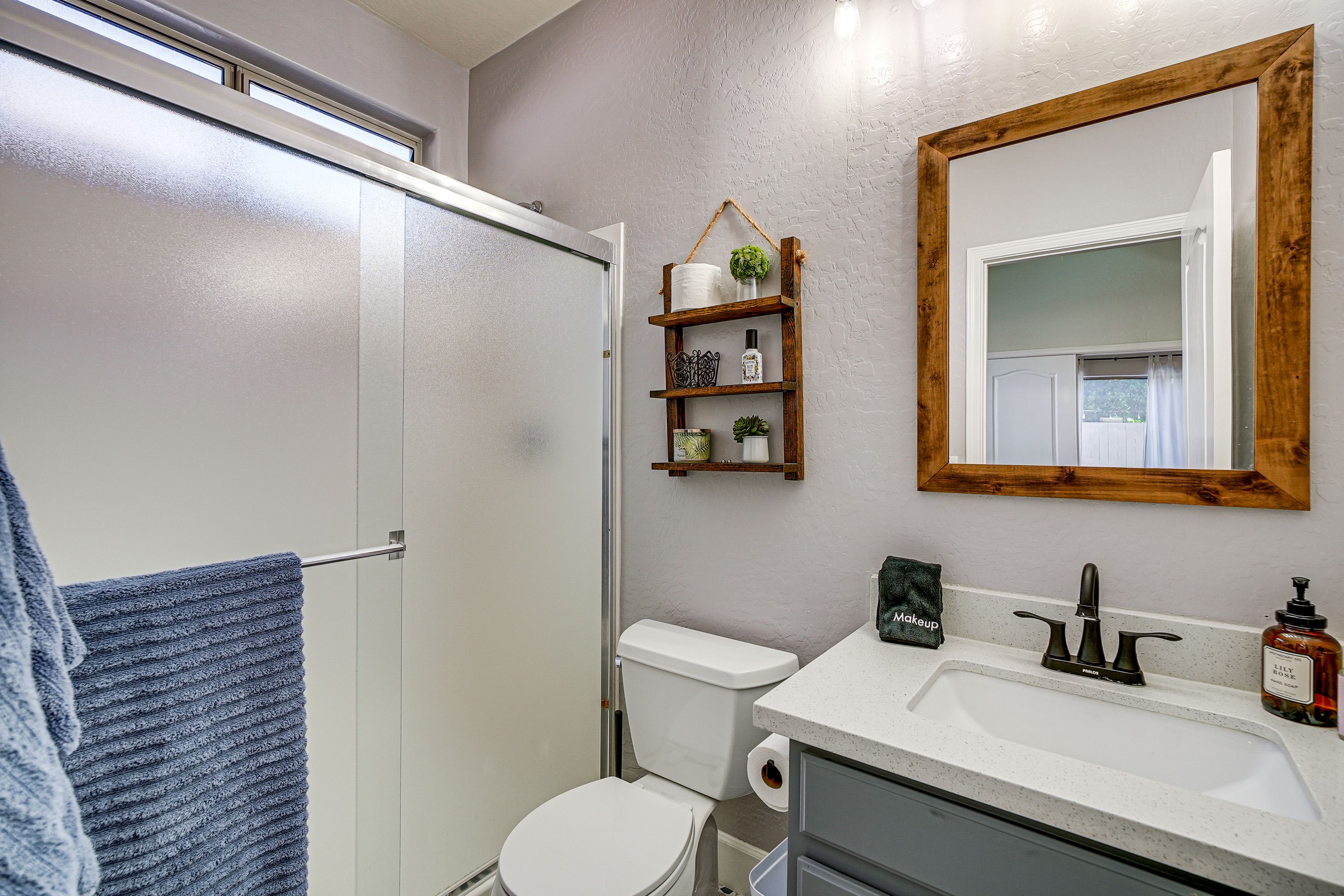 En-Suite Bathroom | 1st Floor