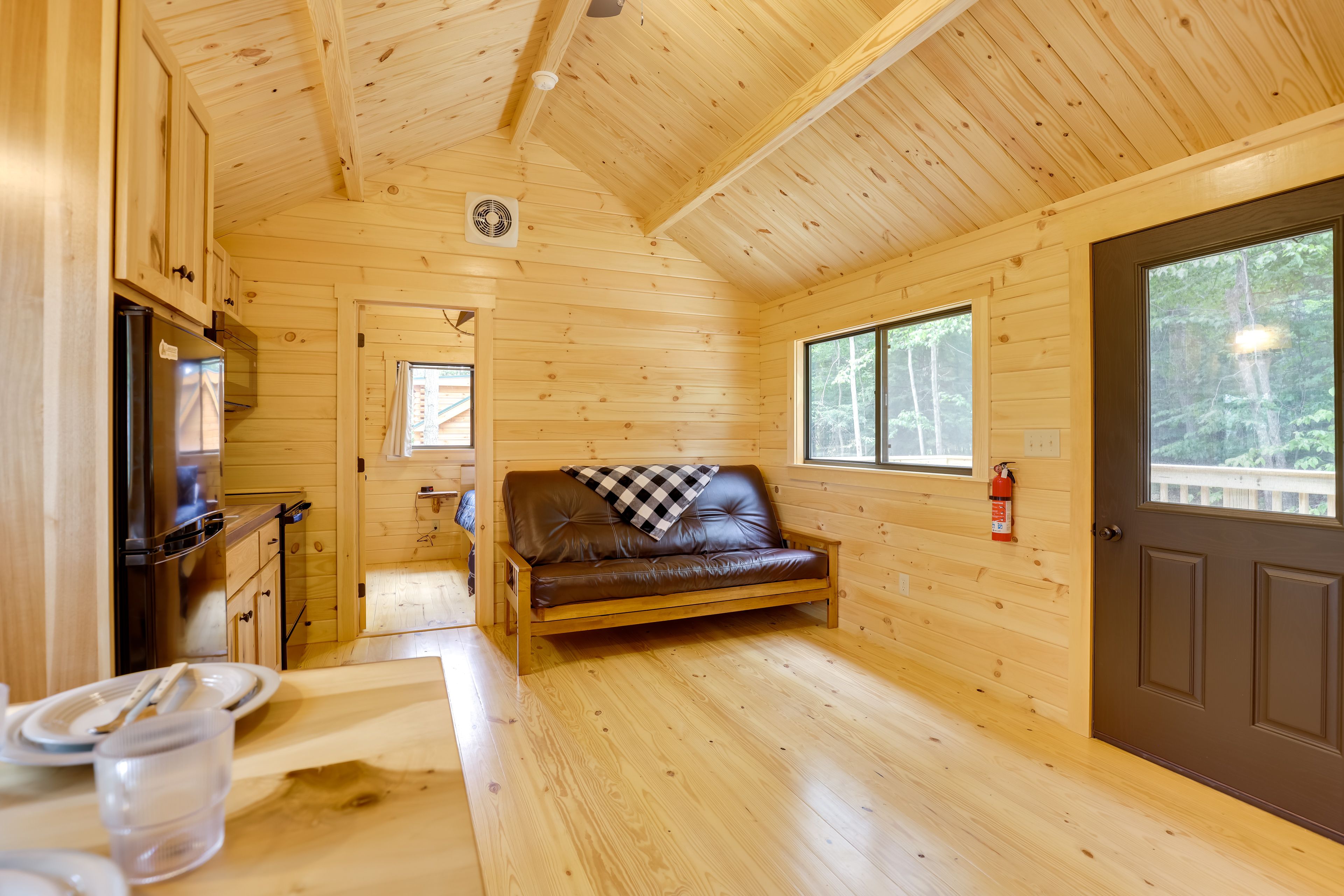 Living Room | Full Futon