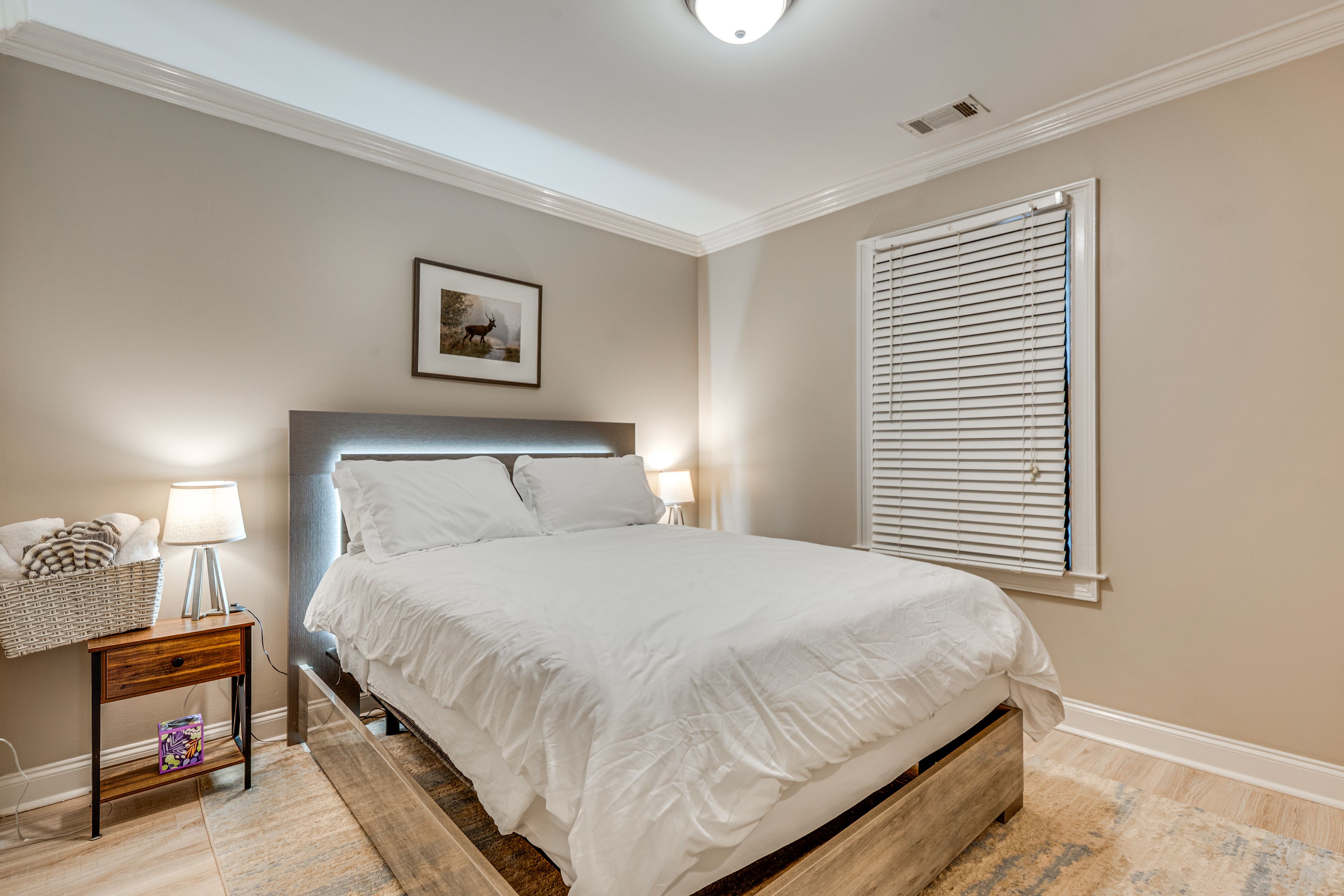 Bedroom 2 | Queen Bed
