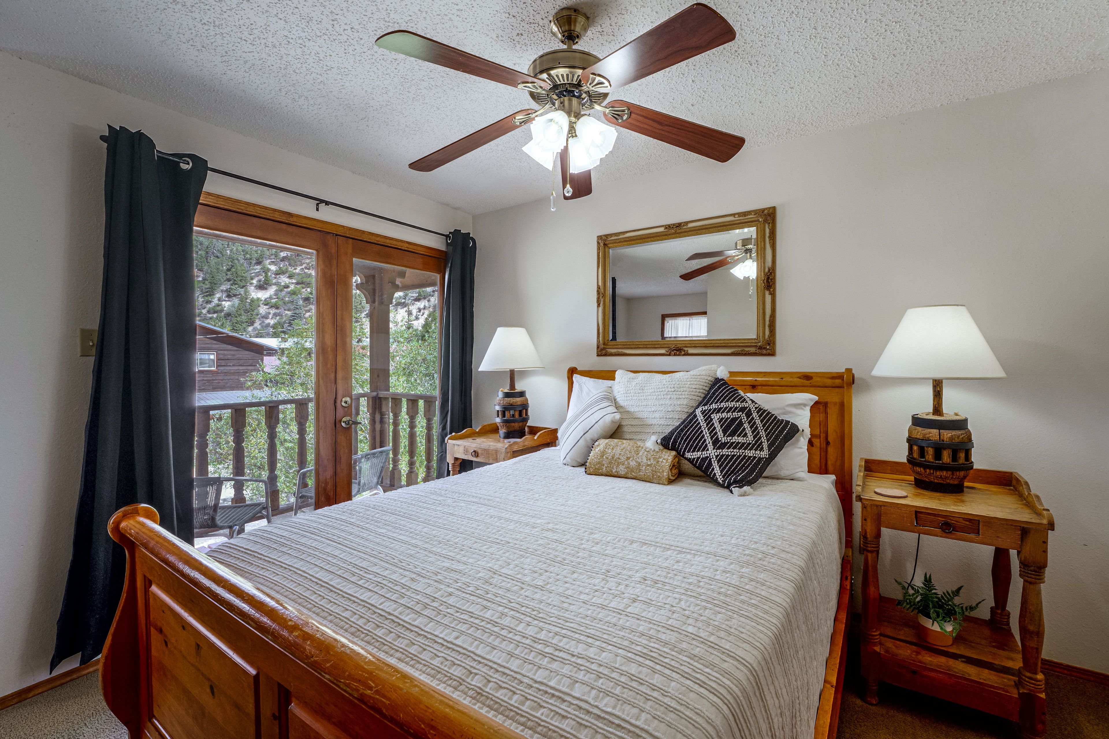Bedroom 2 | Queen Bed | 2nd Floor