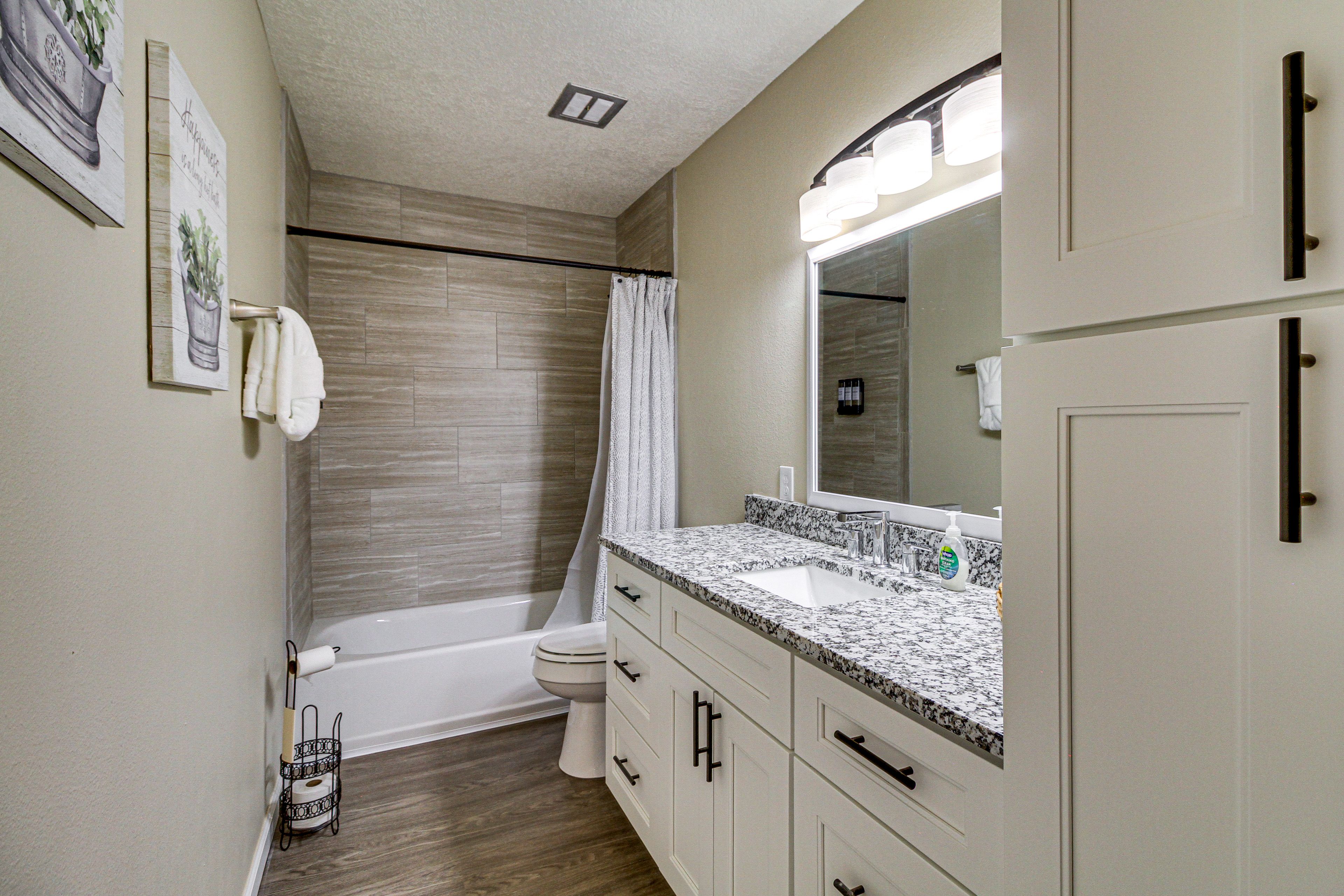 Full Bathroom