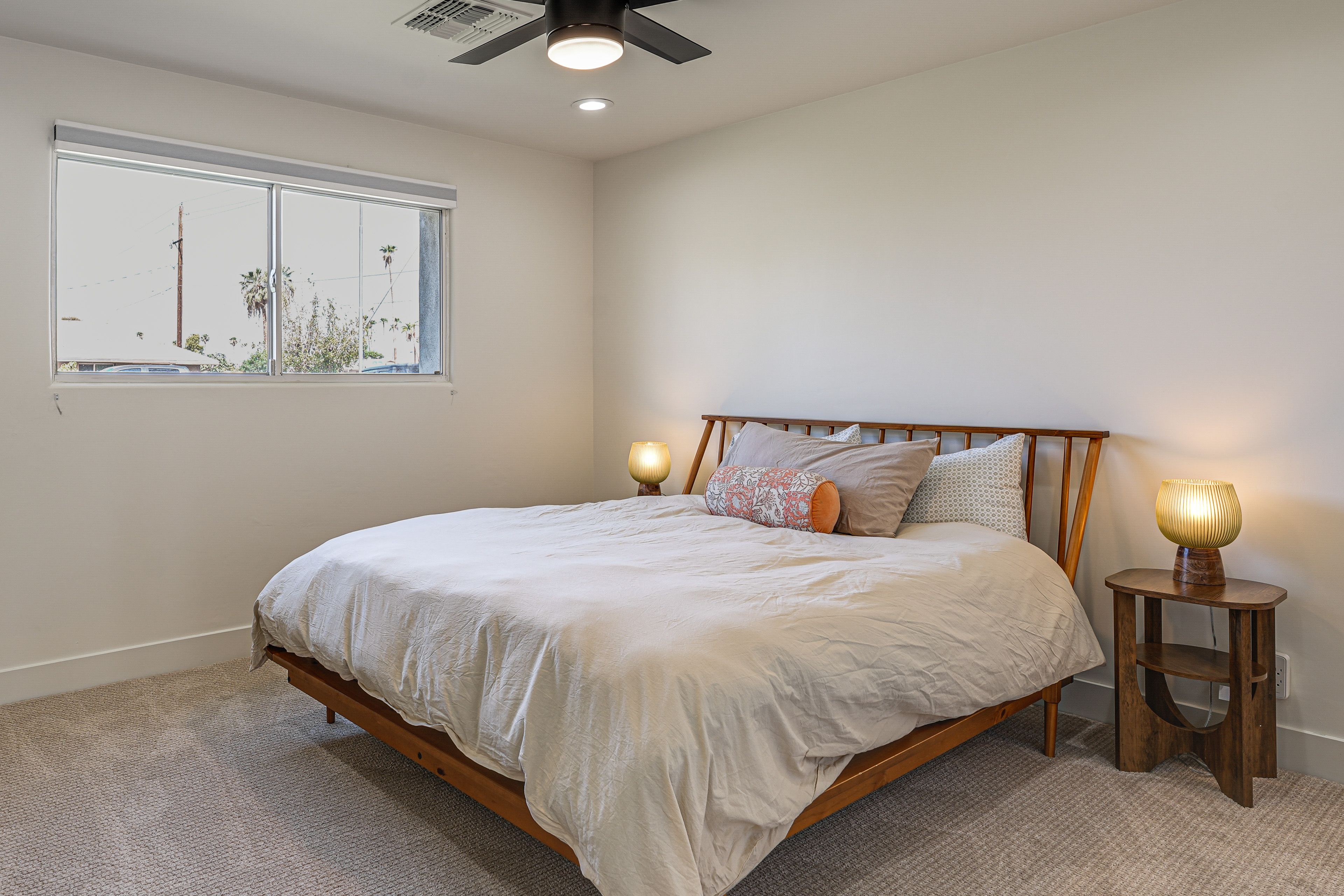 Bedroom 2 | Queen Bed