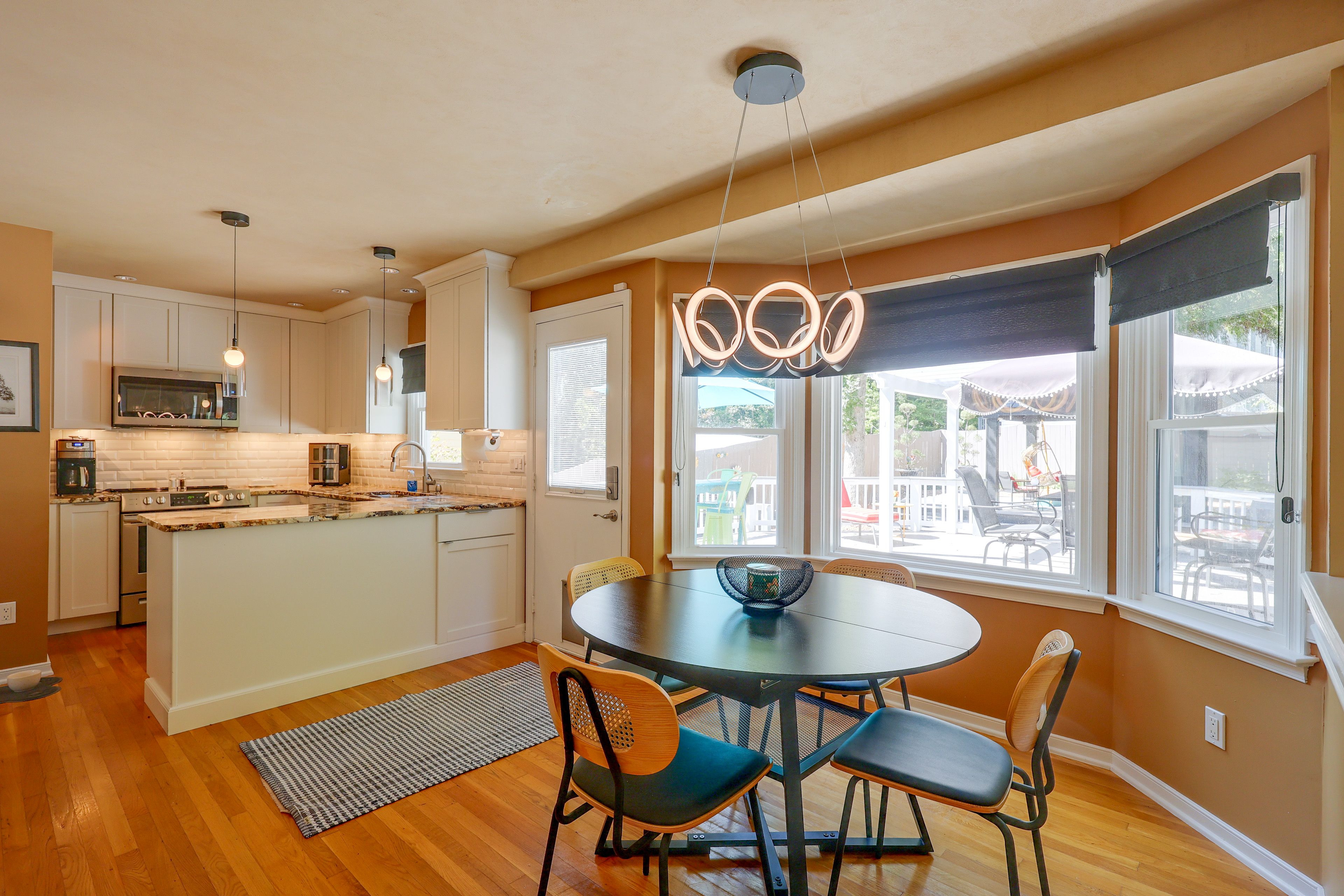Kitchen | Dining Area
