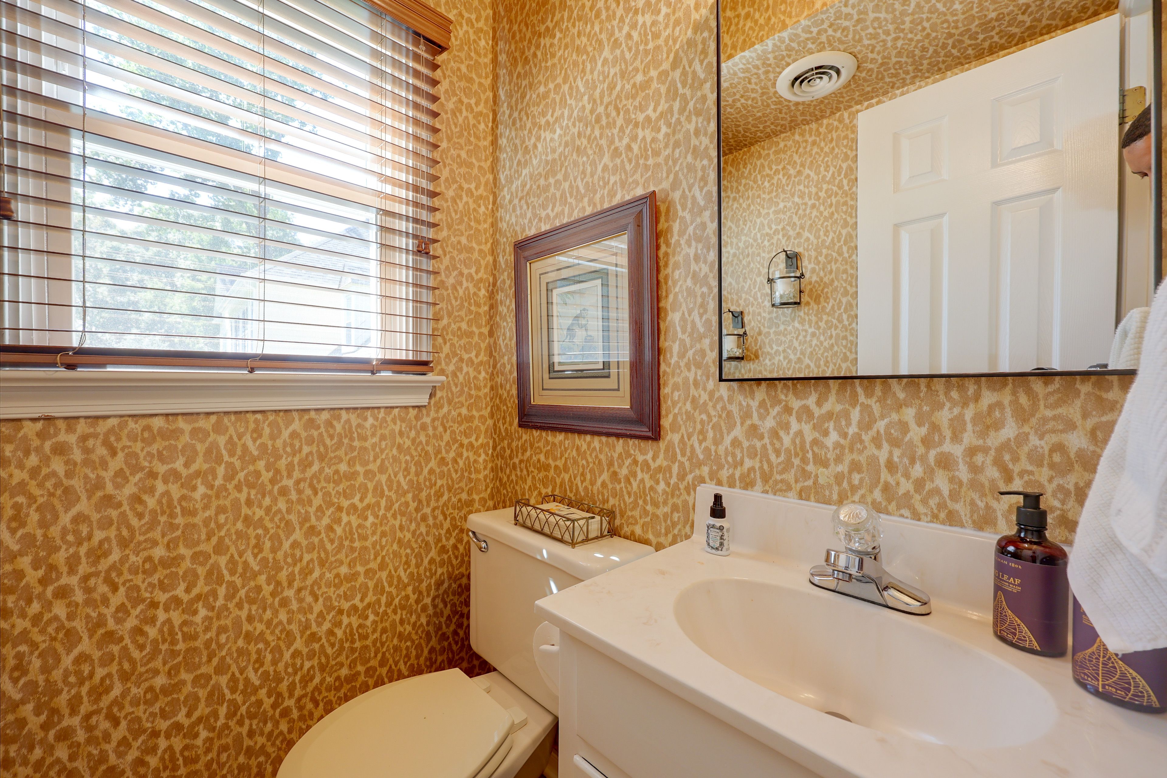 Half Bathroom | Main Level