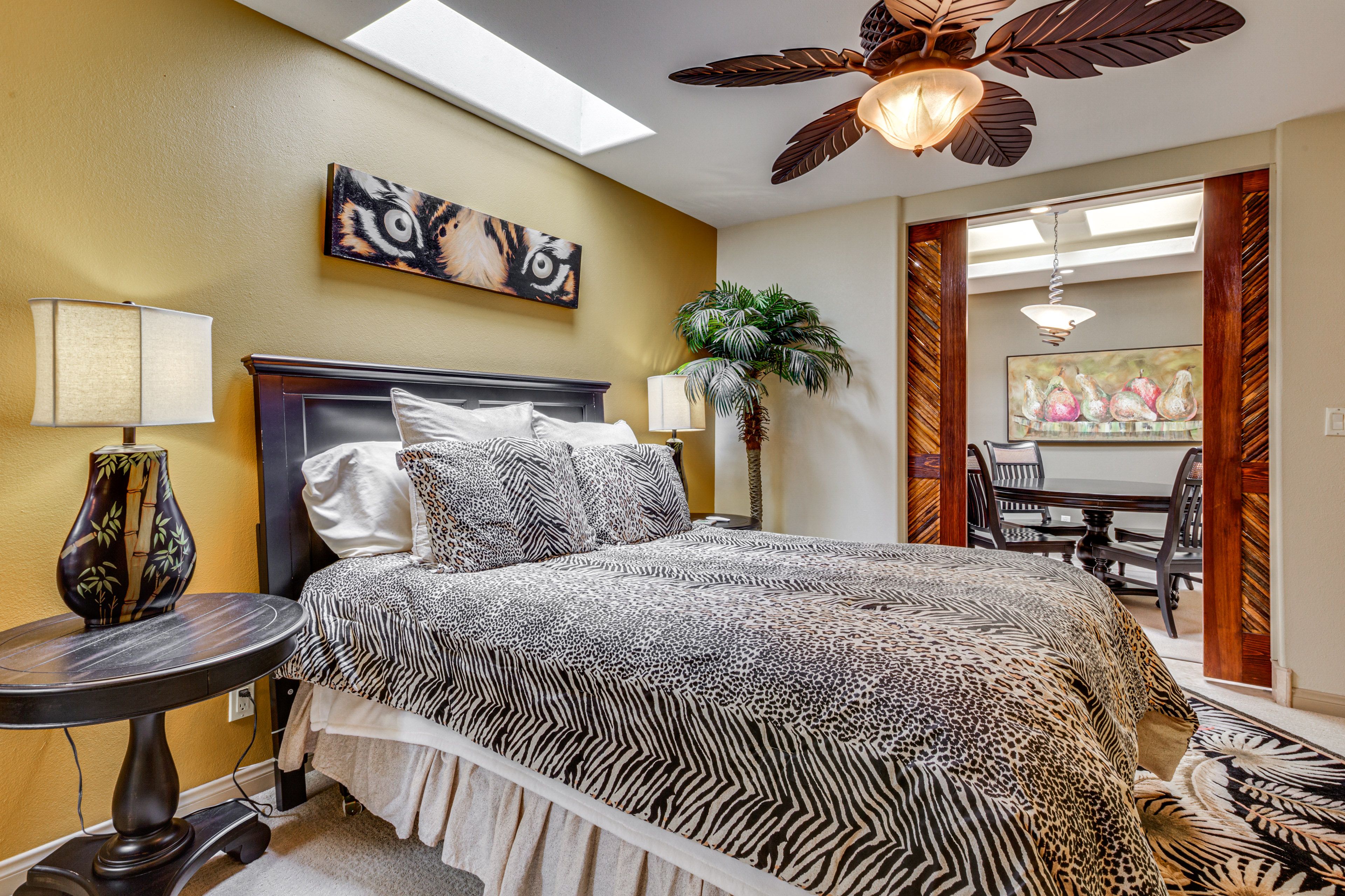 Bedroom 3 | Queen Bed