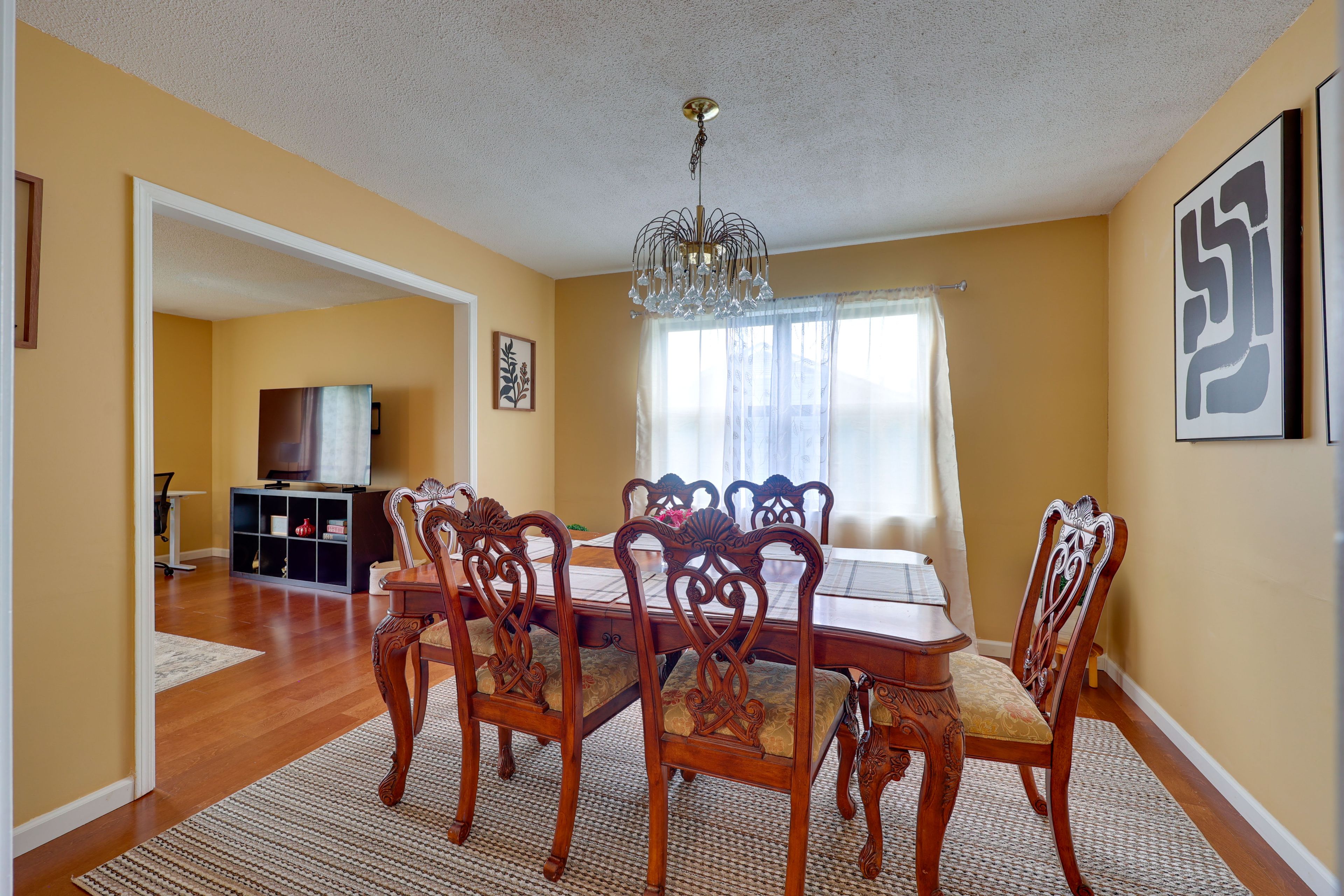 Dining Room | Main Floor