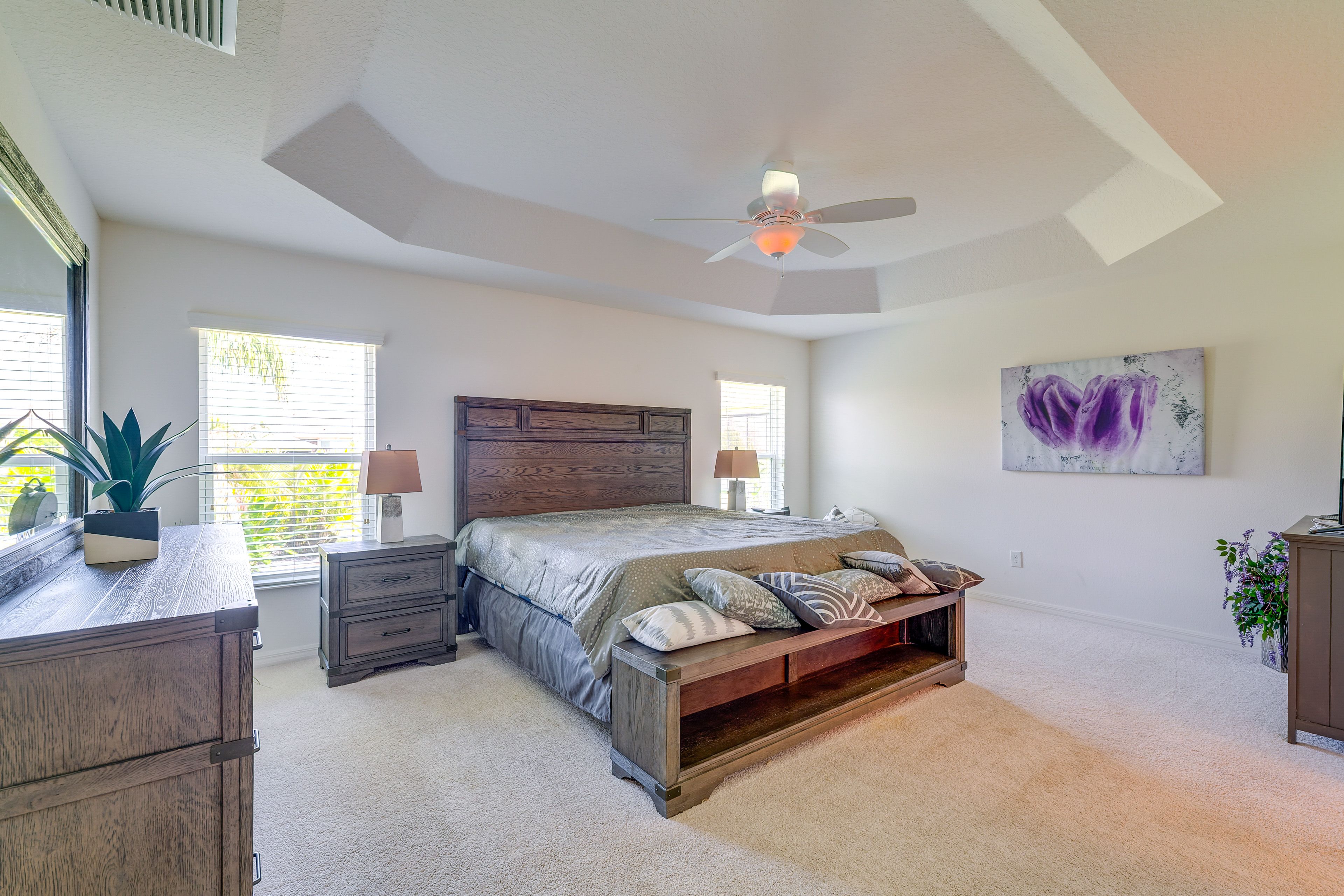 Bedroom 1 | King Bed