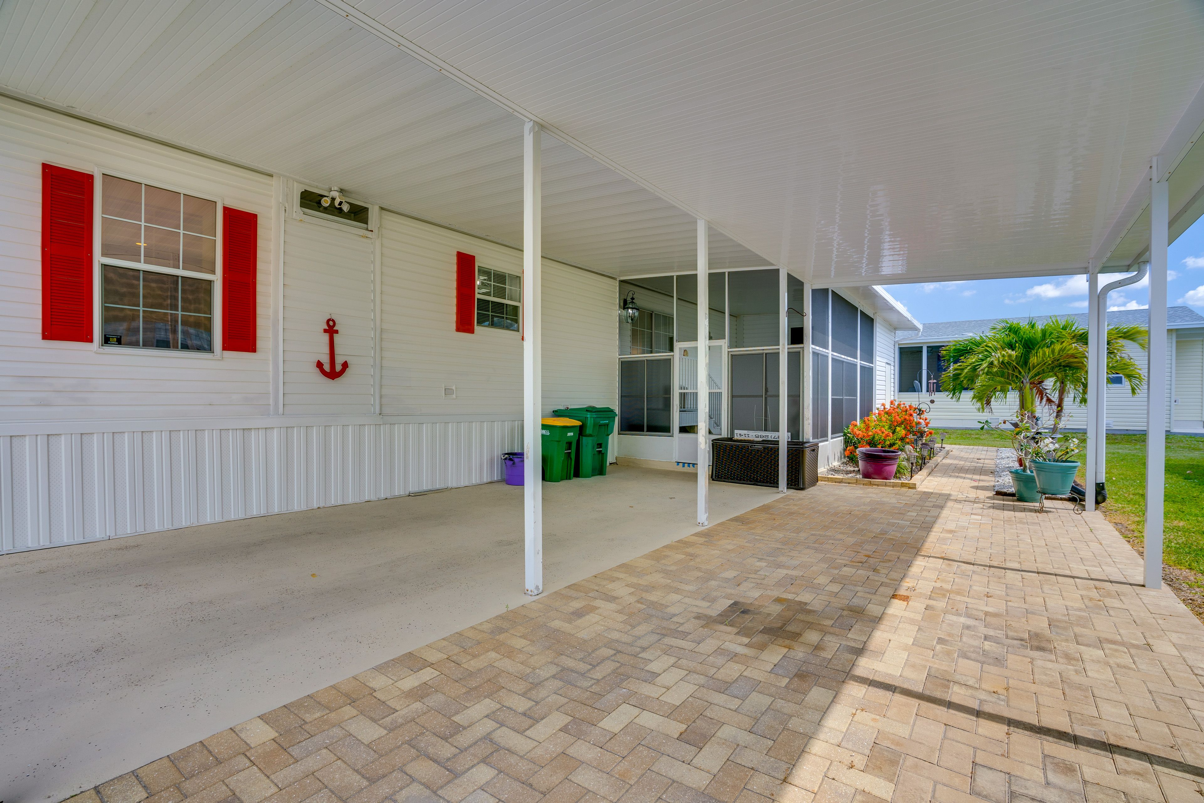 Carport Parking | 4 Vehicles