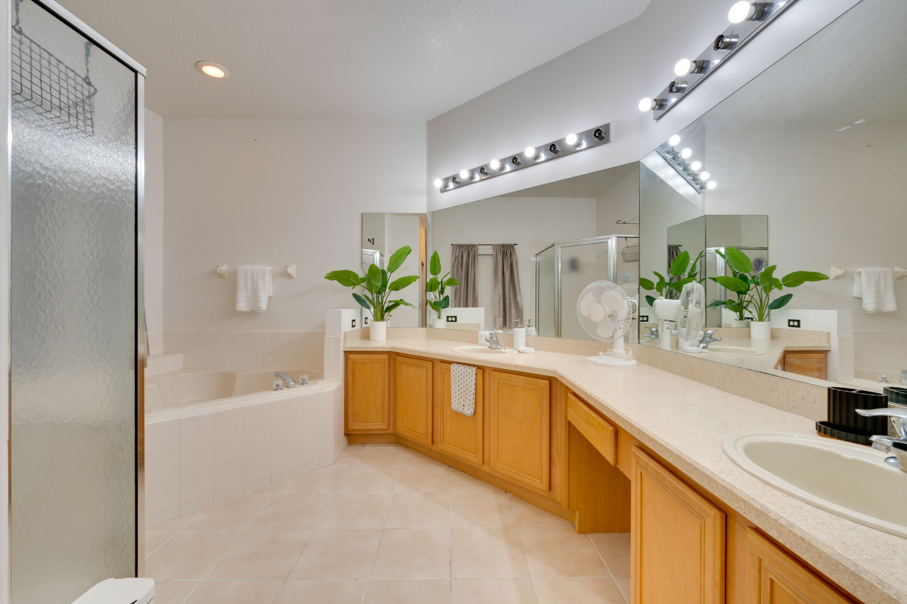 En-Suite Bathroom