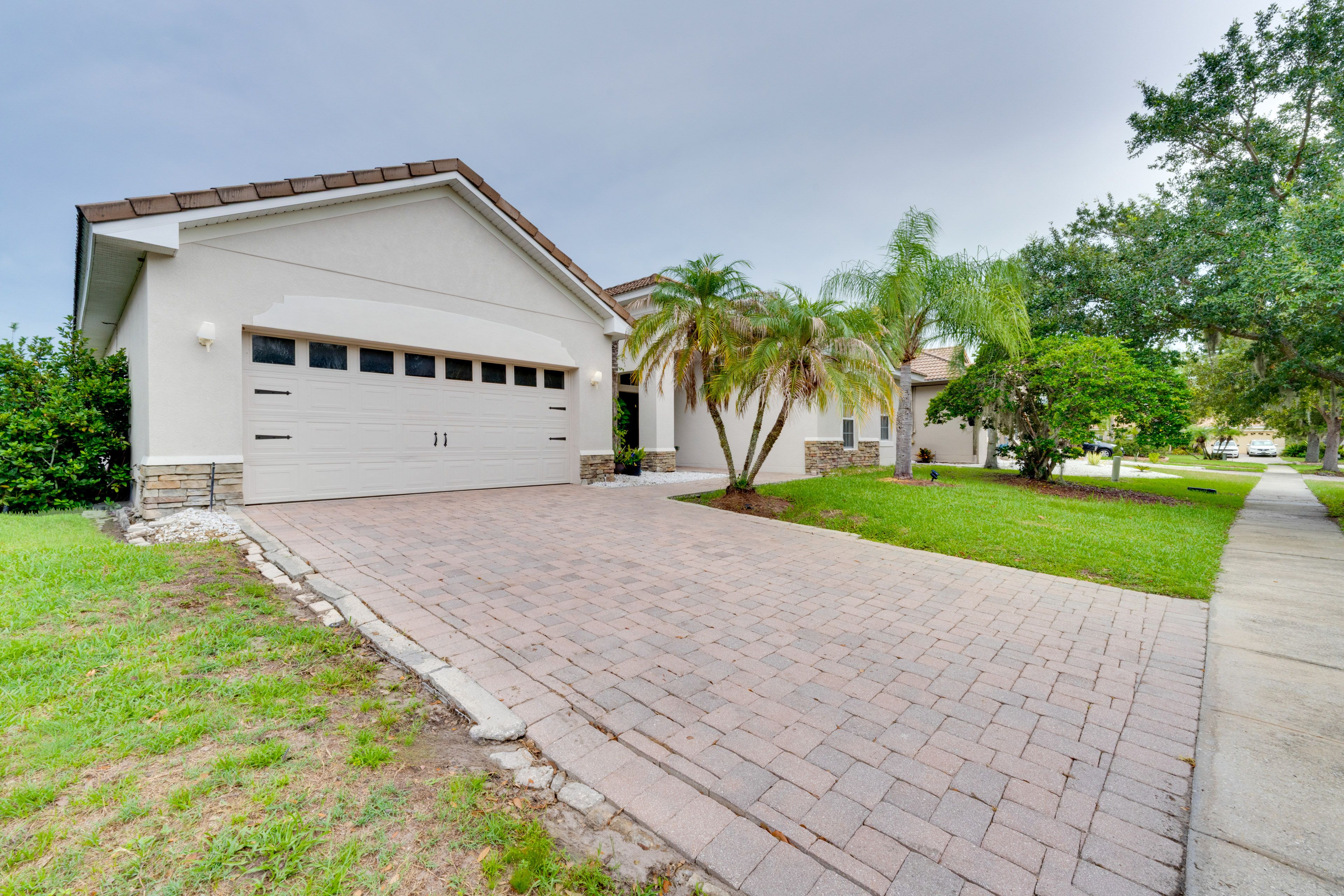 Parking | Driveway (3 Vehicles) | No Garage Access
