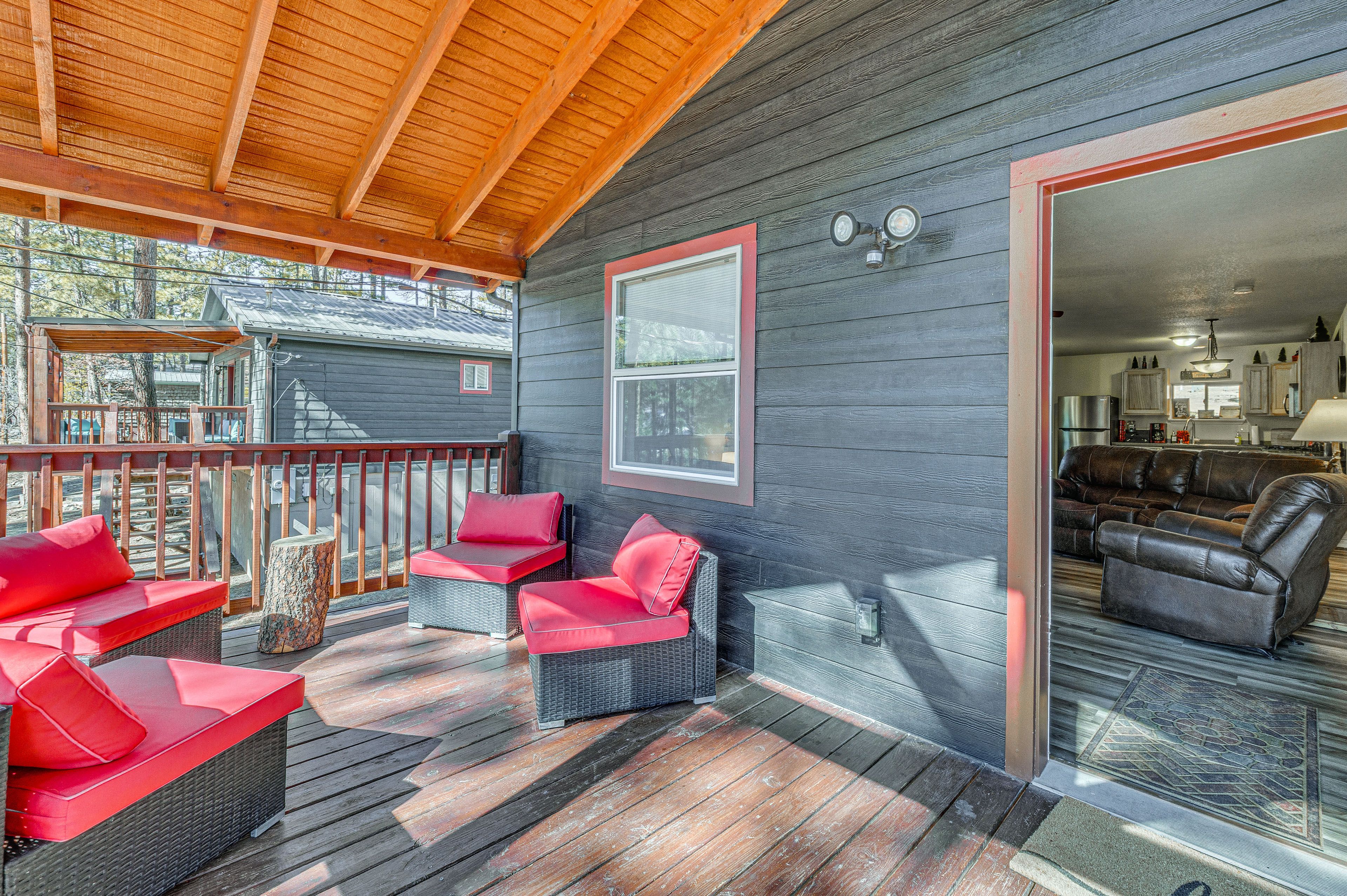 Cabin 1 | Covered Porch