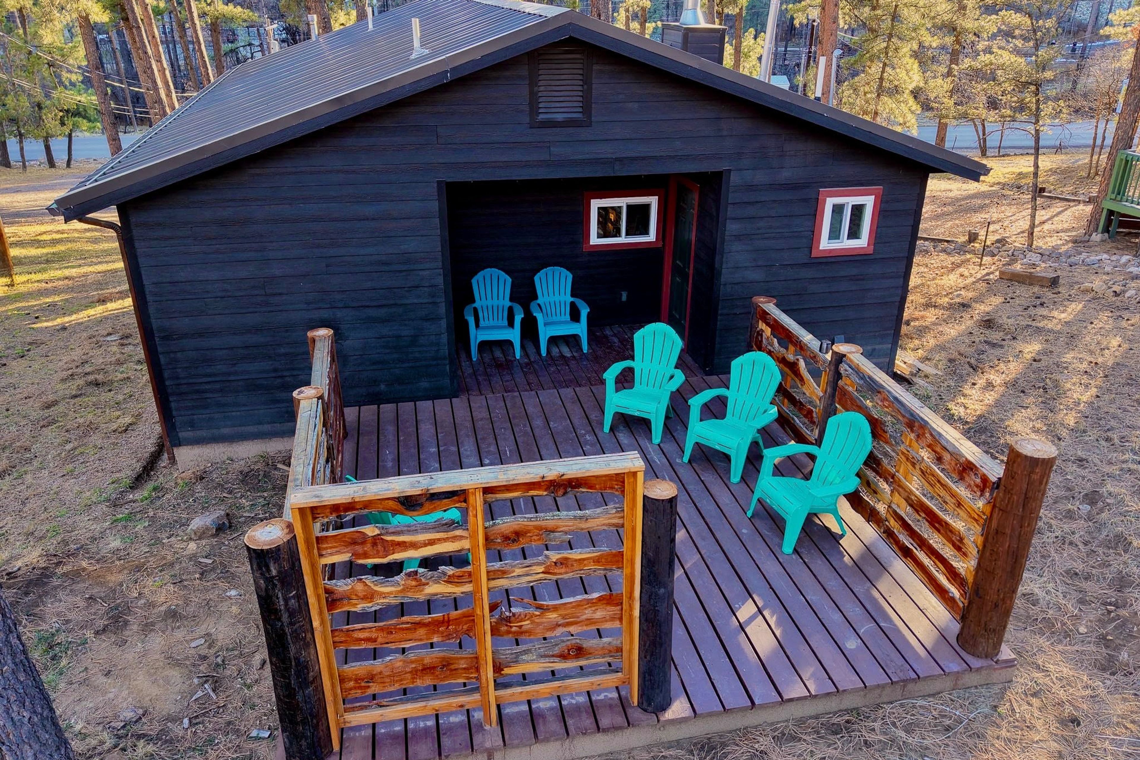 Cabin 2 | Patio w/ Seating