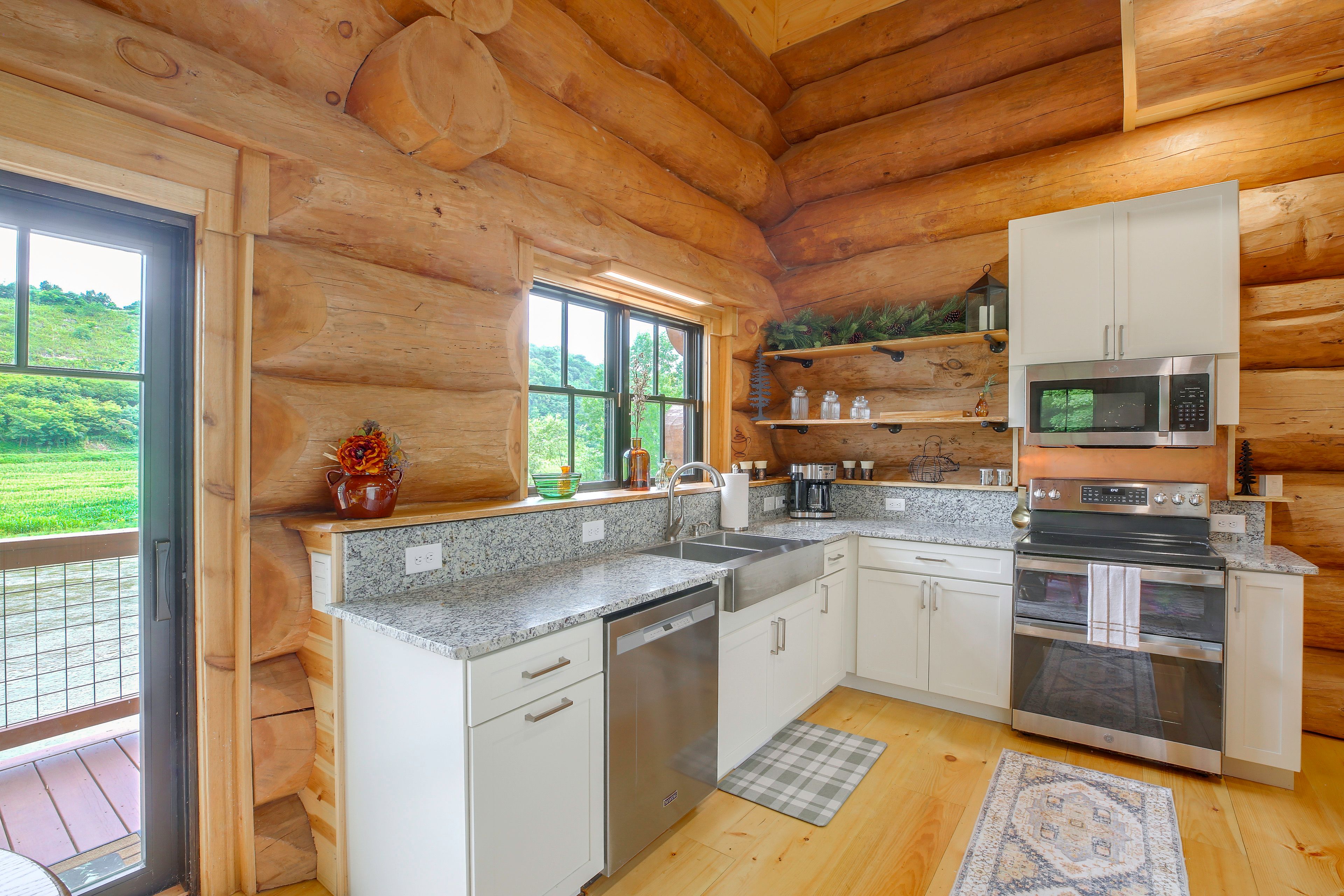 Kitchen | 1st Floor