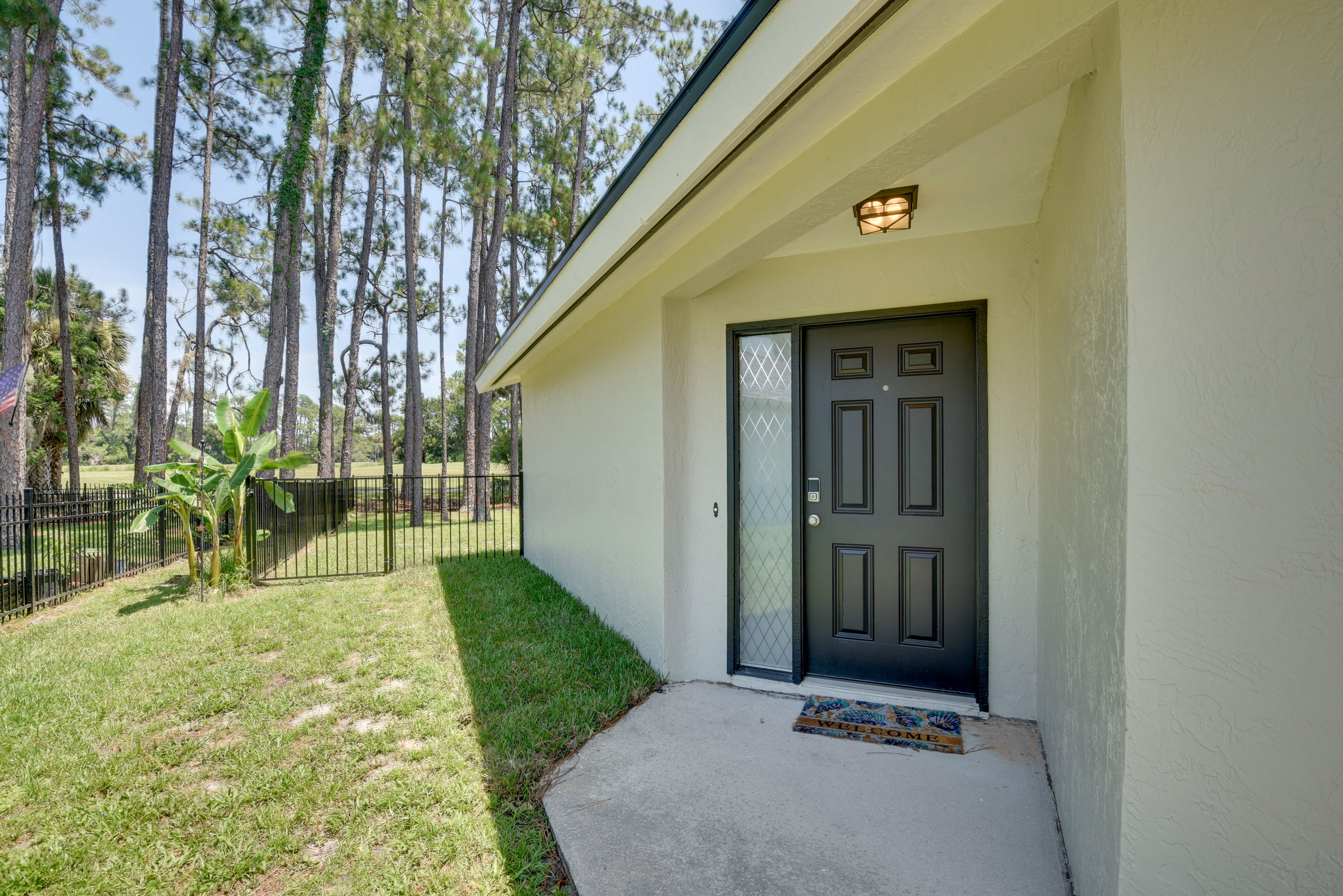 Private Entrance