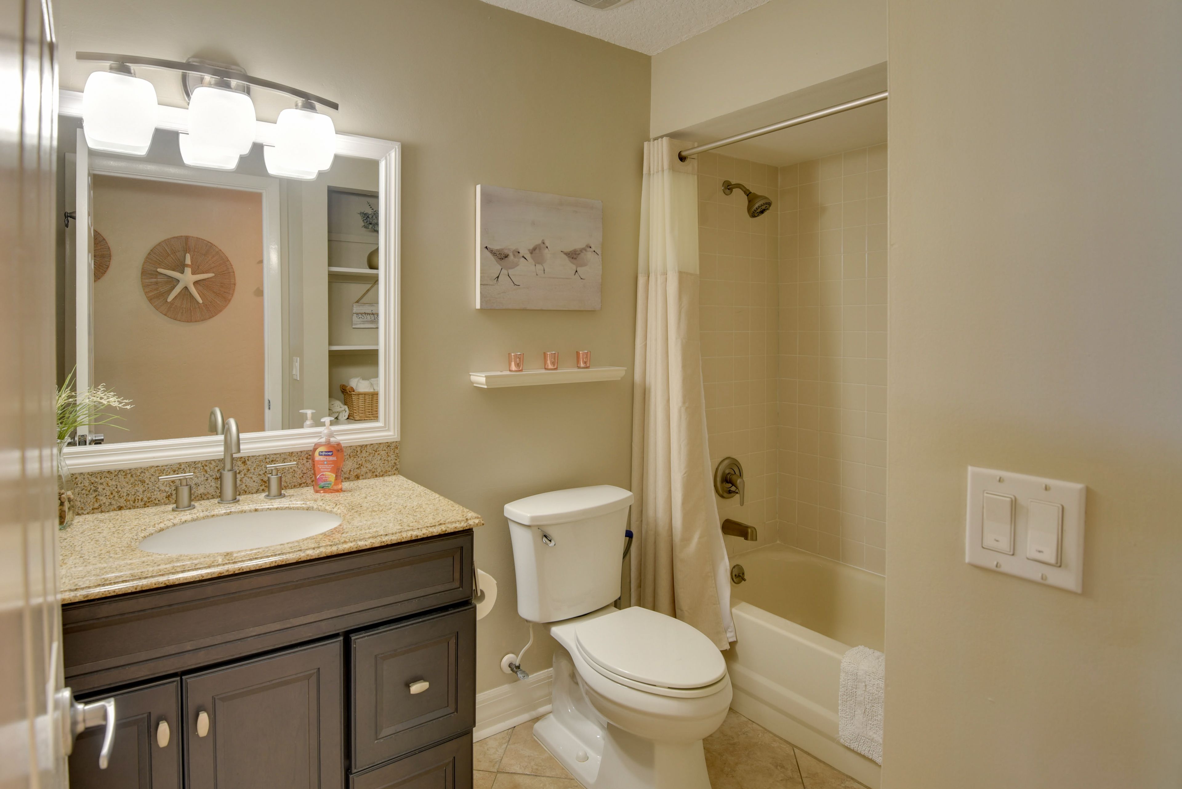 Full Bathroom