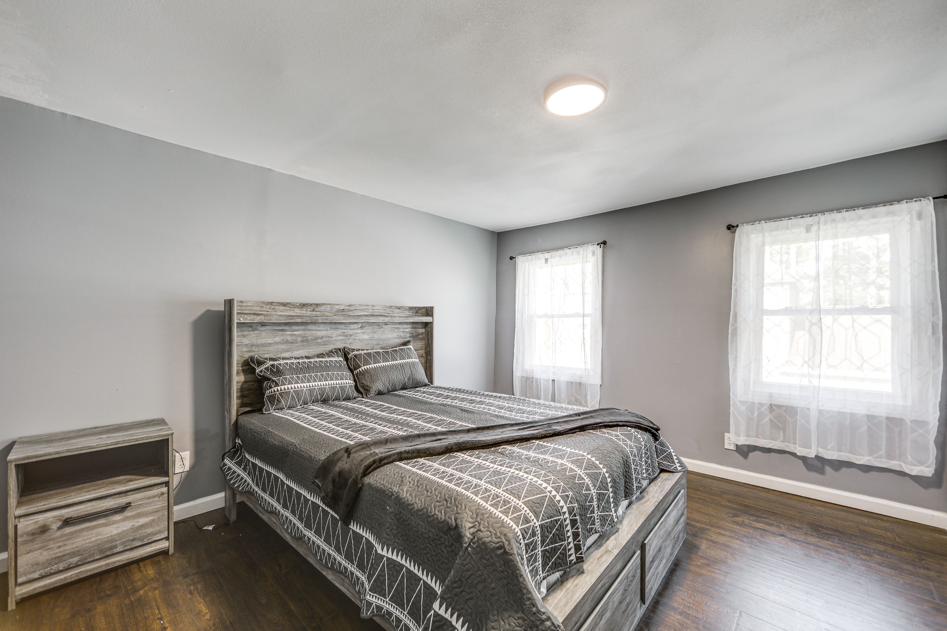 Bedroom 3 | Queen Bed | 2nd Floor
