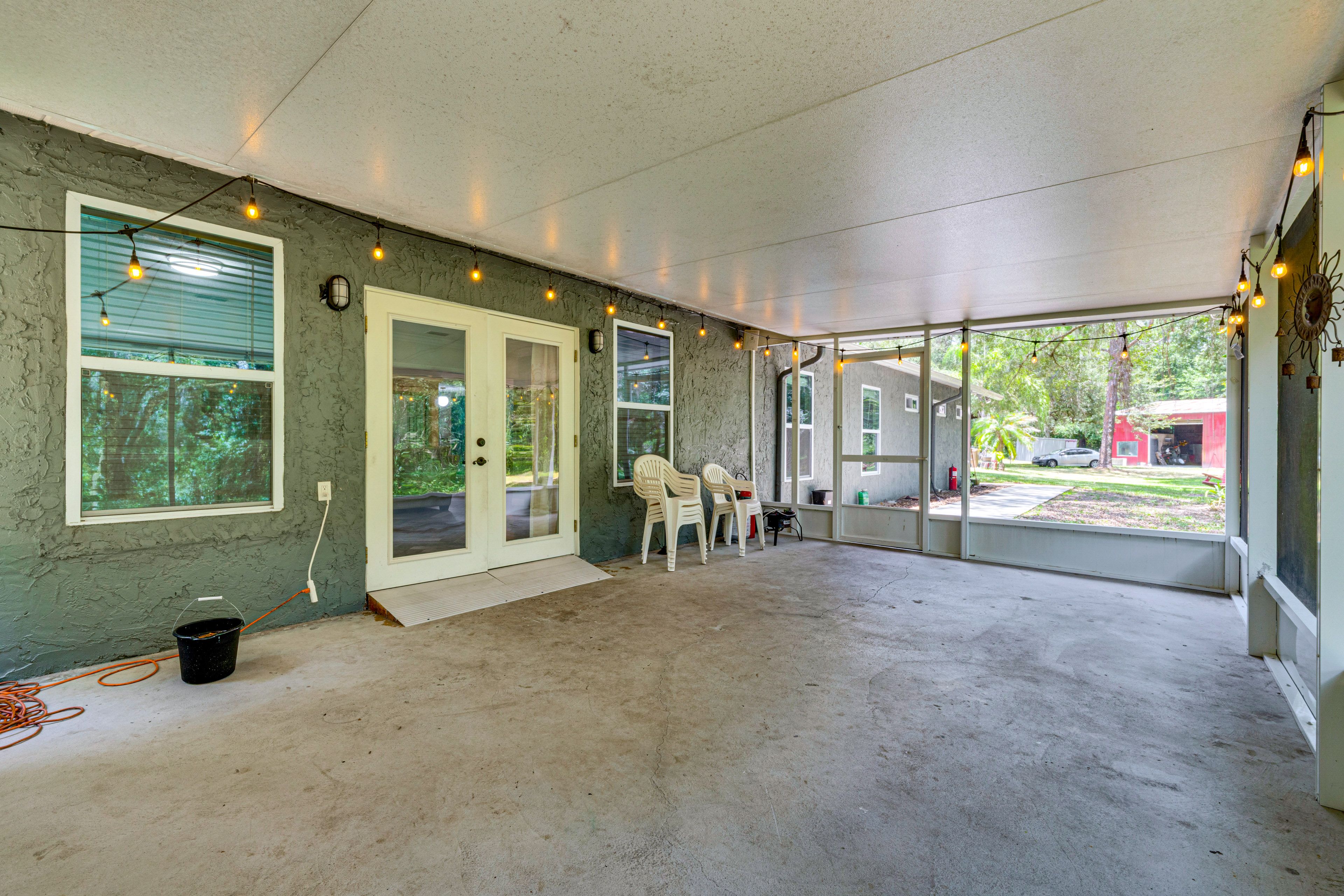 Screened Porch