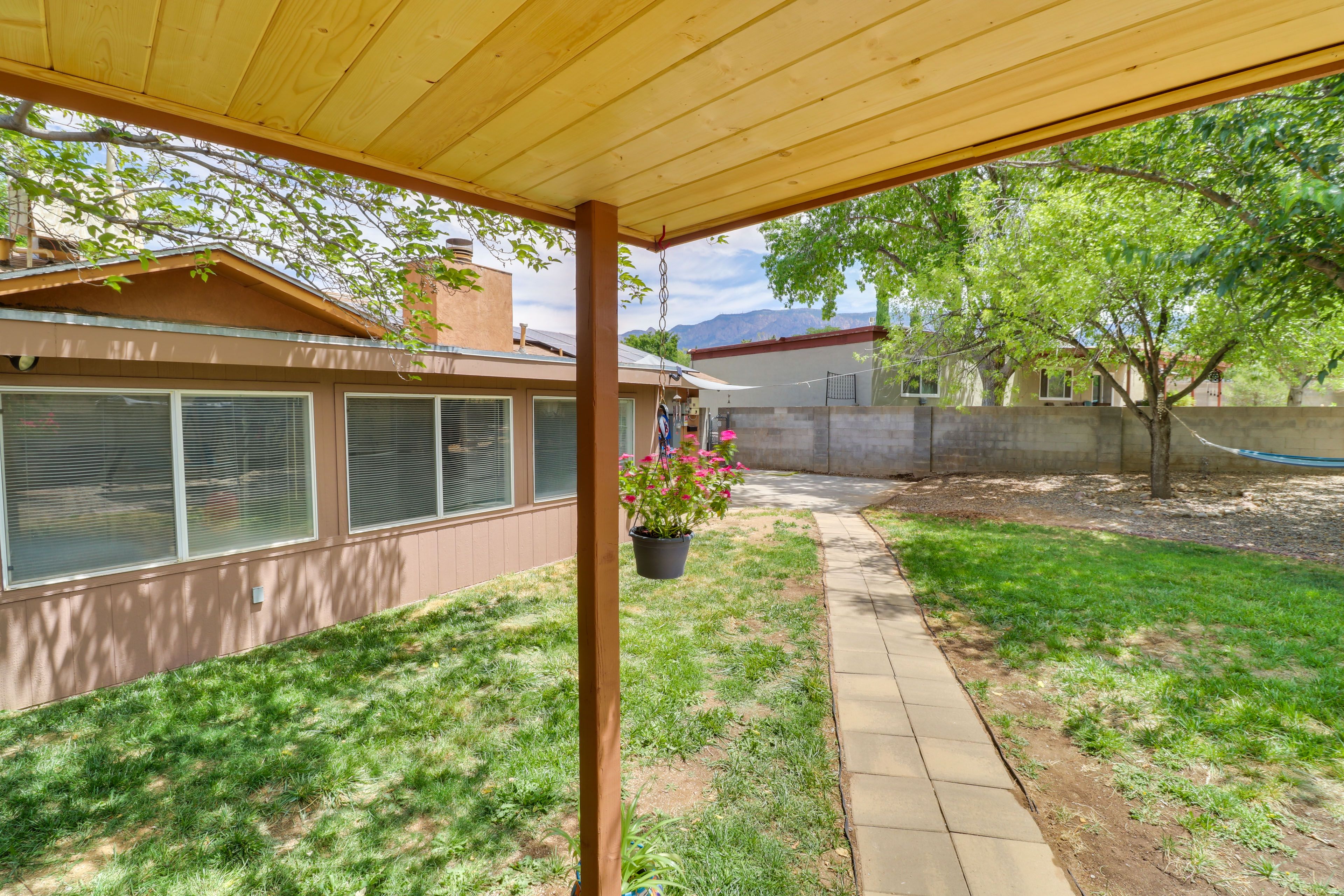 Fenced Backyard | Mountain View