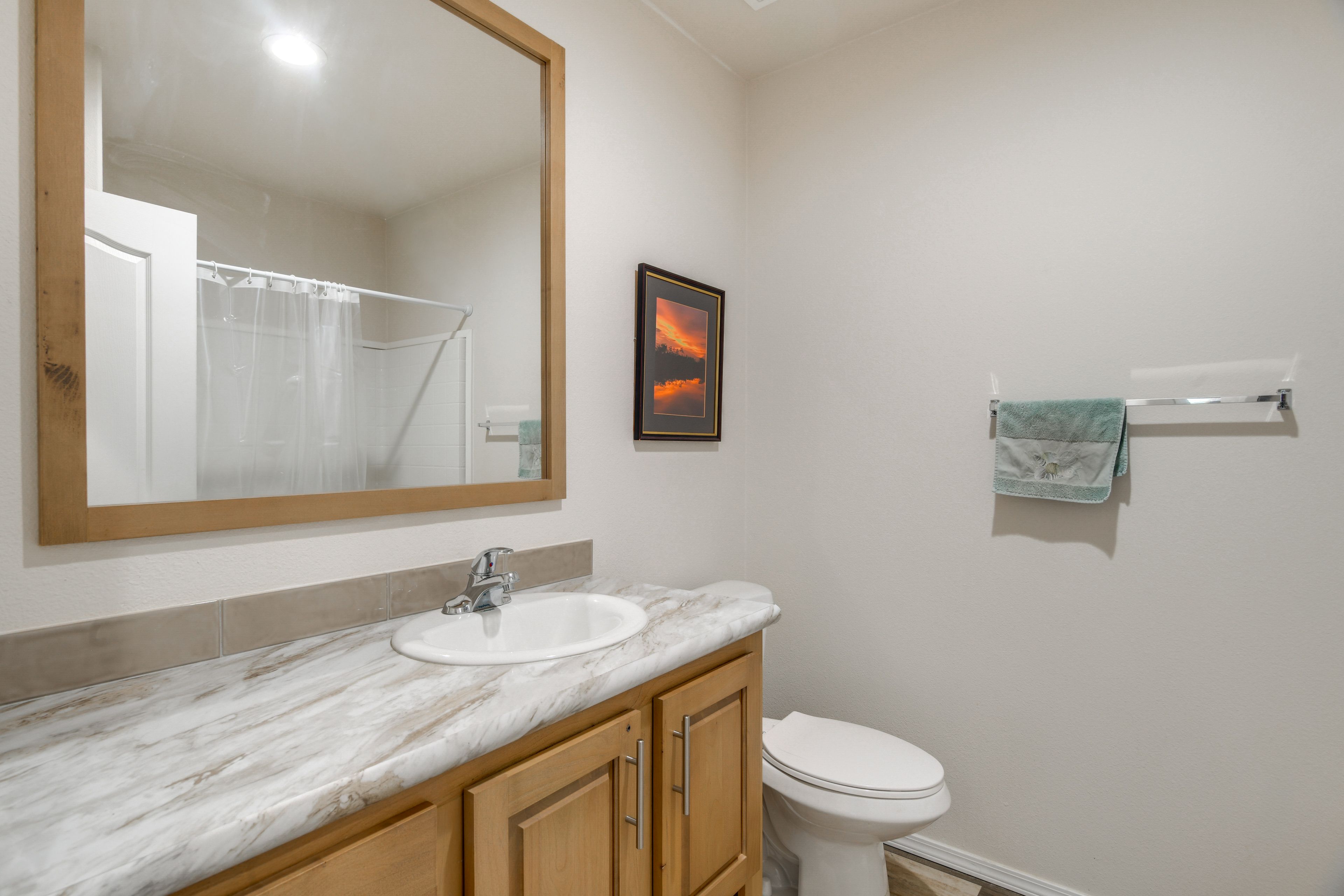 Full Bathroom