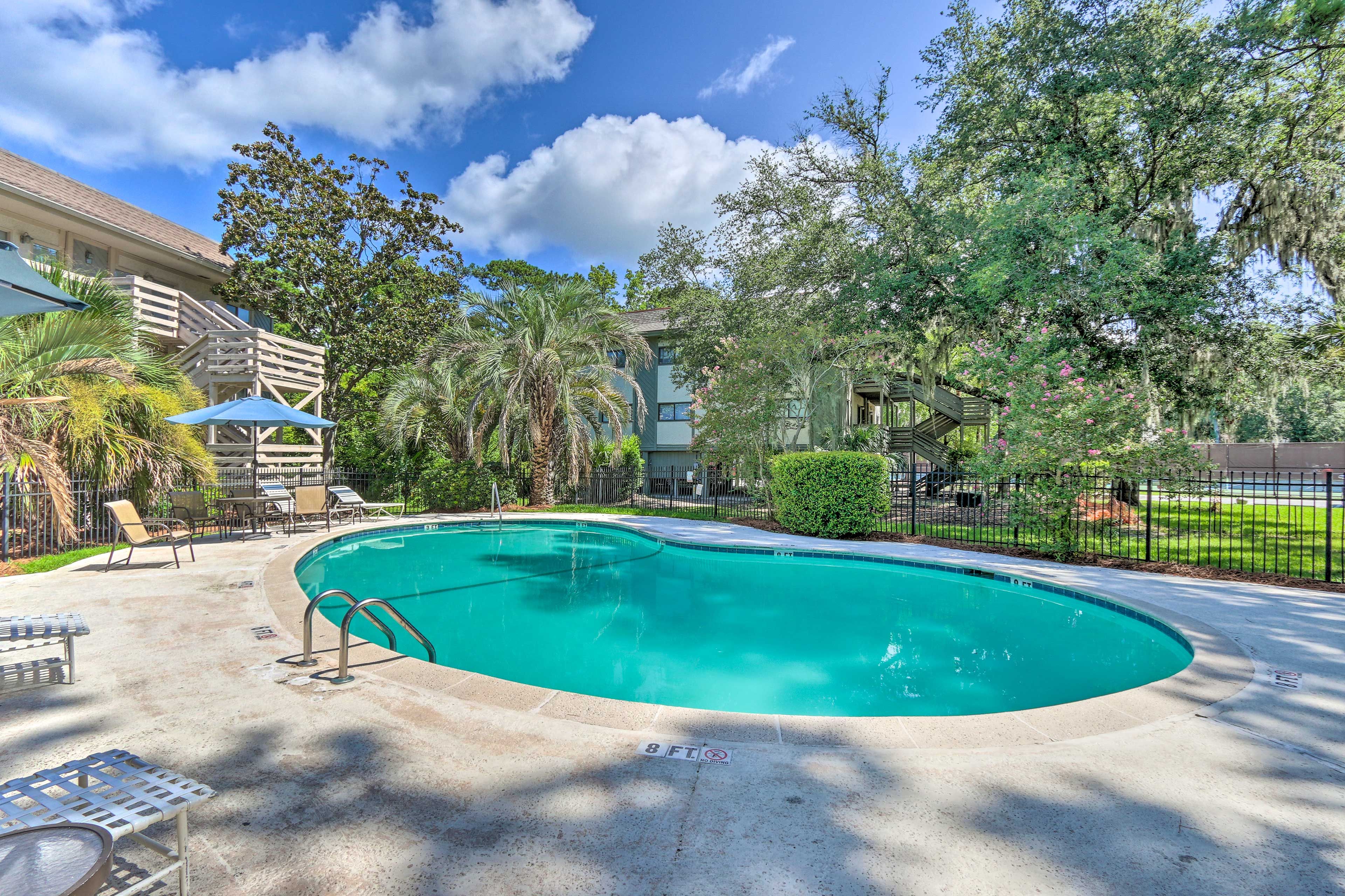 Hilton Head Island Vacation Rental | 2BR | 1.5BA | 750 Sq Ft | Stairs Required