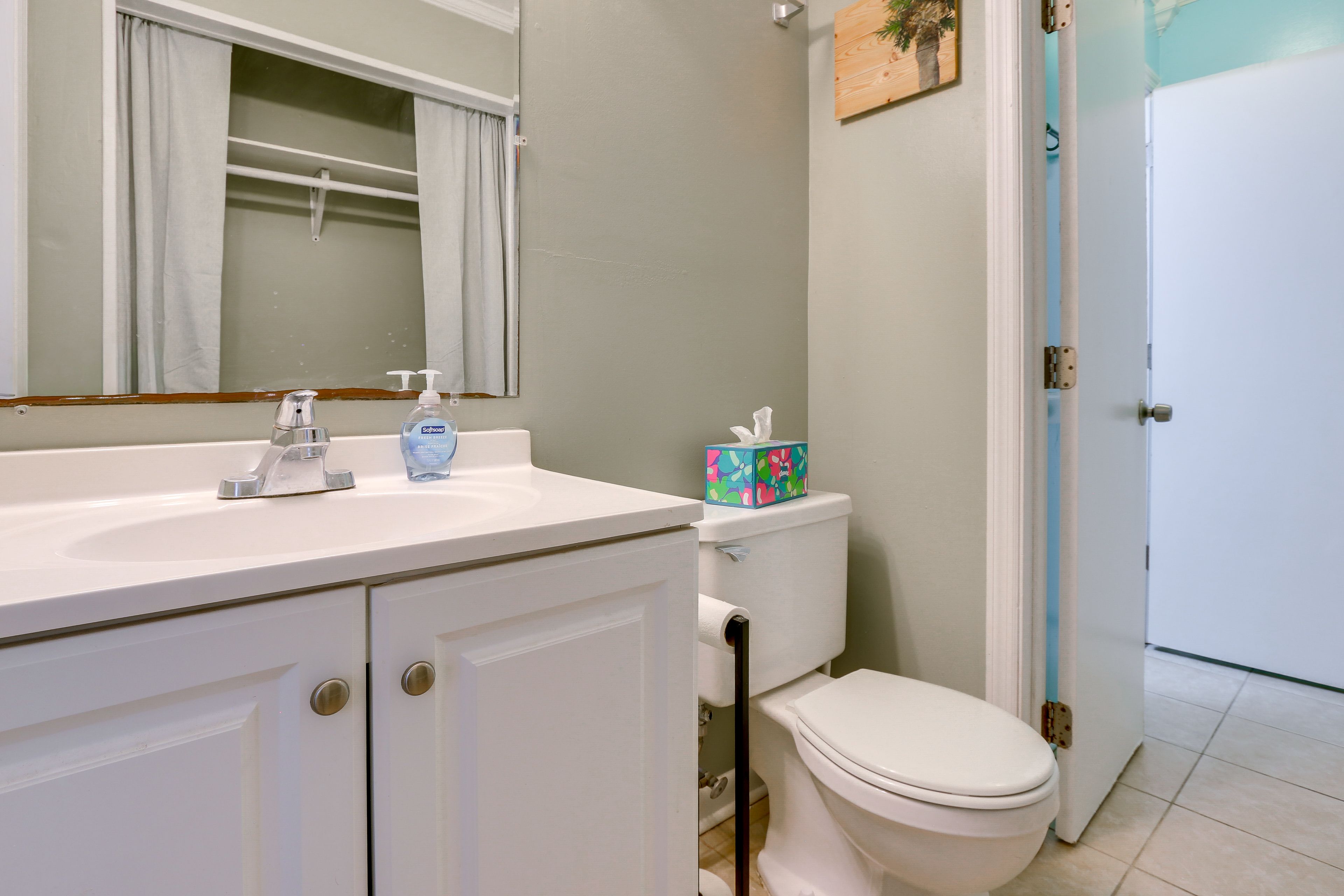 Jack-and-Jill Bathroom
