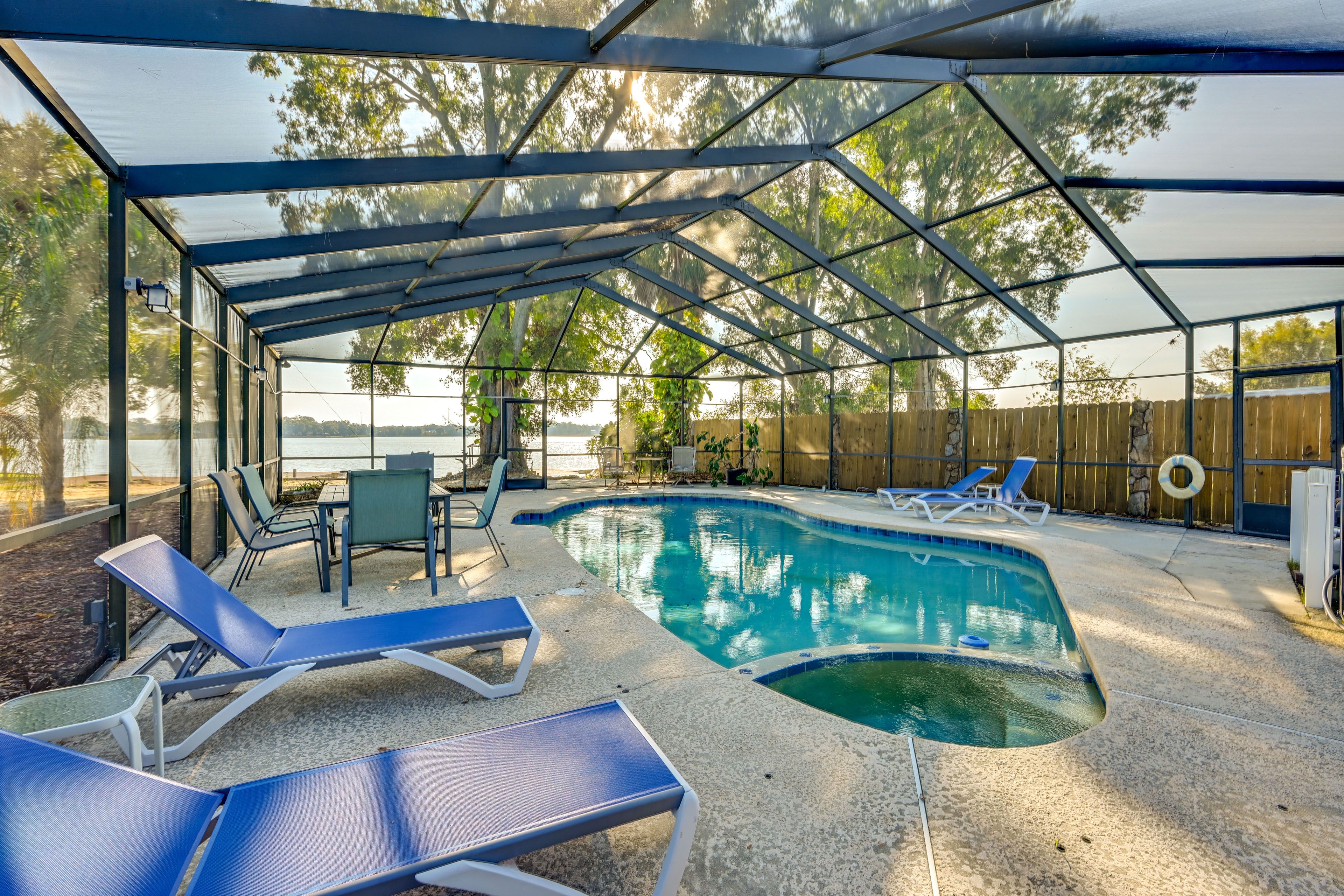 Home 2 | Lanai & Pool